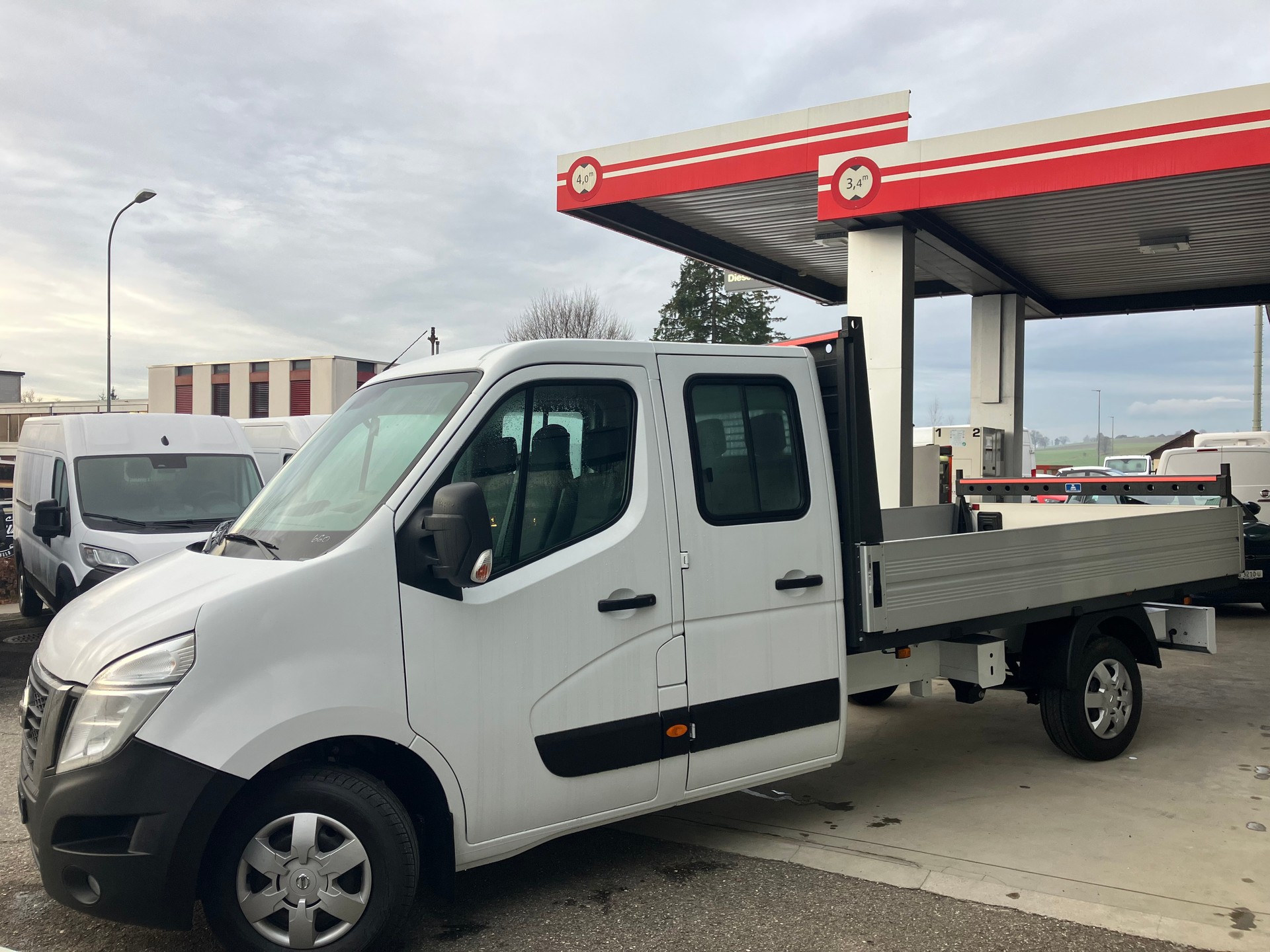 NISSAN L3-image-1