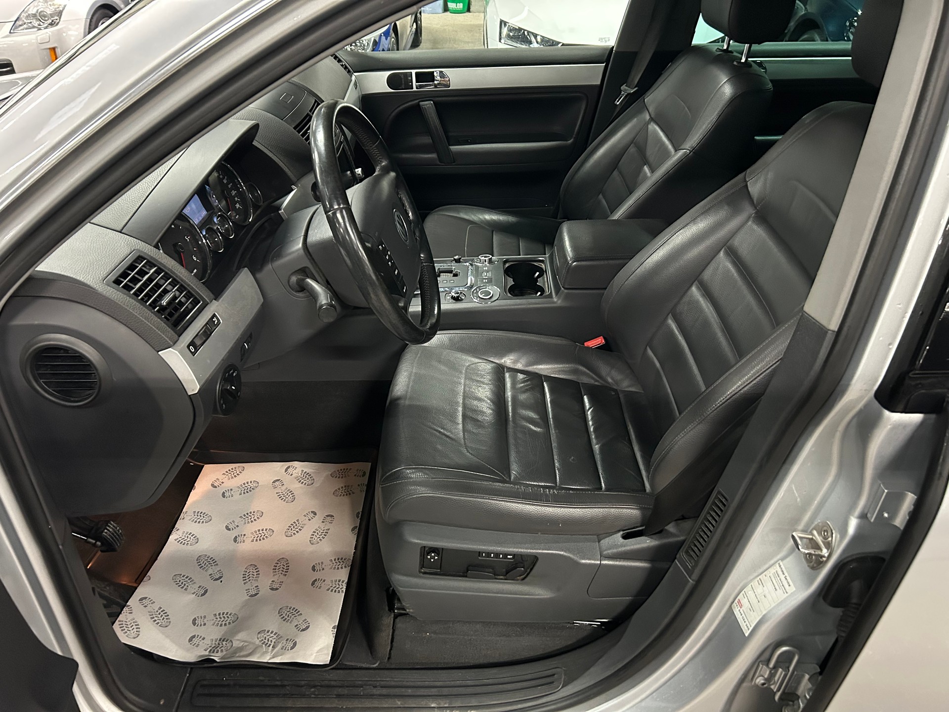 VW Touareg 3.0 TDI Mountain-image-10