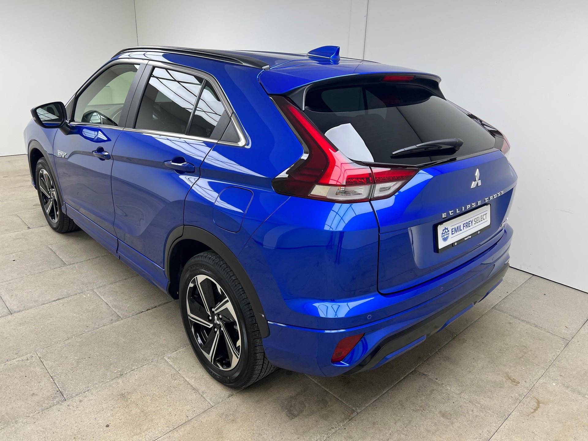 MITSUBISHI Eclipse Cross 2.4 PHEV Intense 4x4 / Jetzt mit attraktivem 1.99% Leasing-image-3