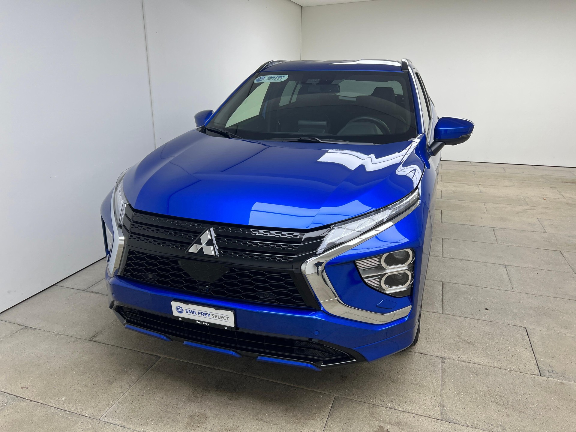 MITSUBISHI Eclipse Cross 2.4 PHEV Intense 4x4 / Jetzt mit attraktivem 1.99% Leasing-image-0