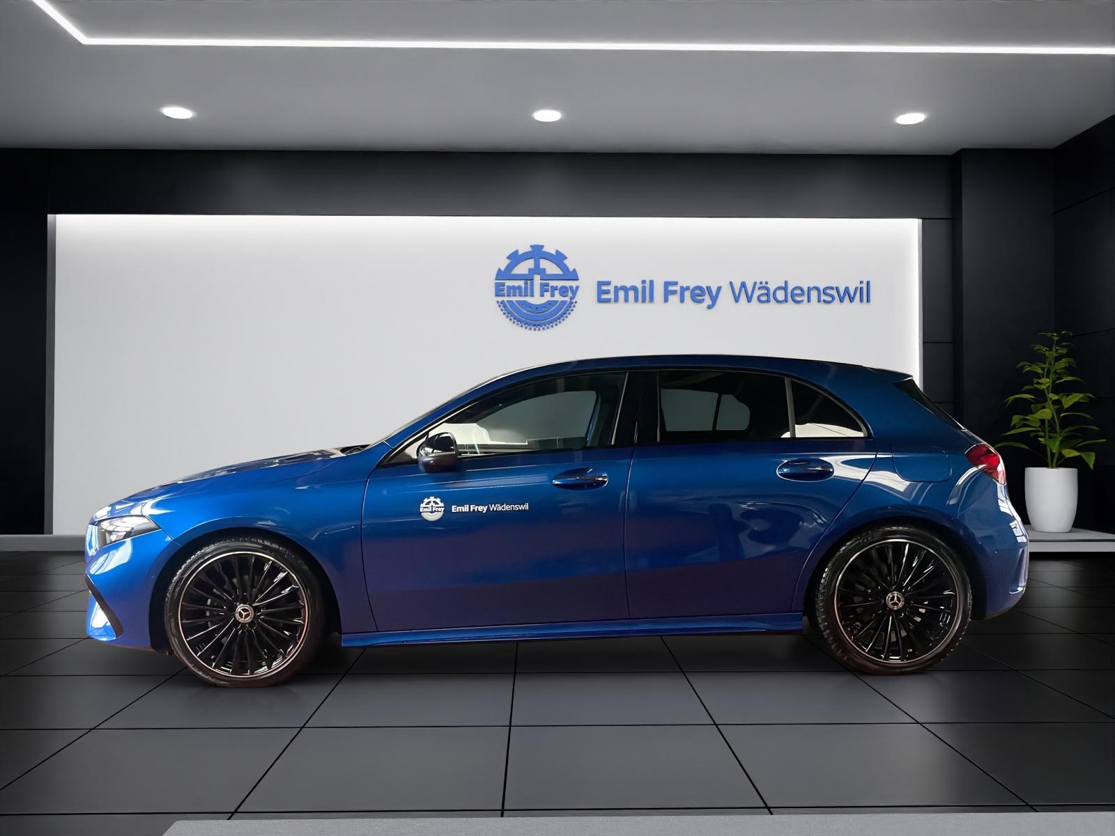 MERCEDES-BENZ A 200 AMG Line-image-1