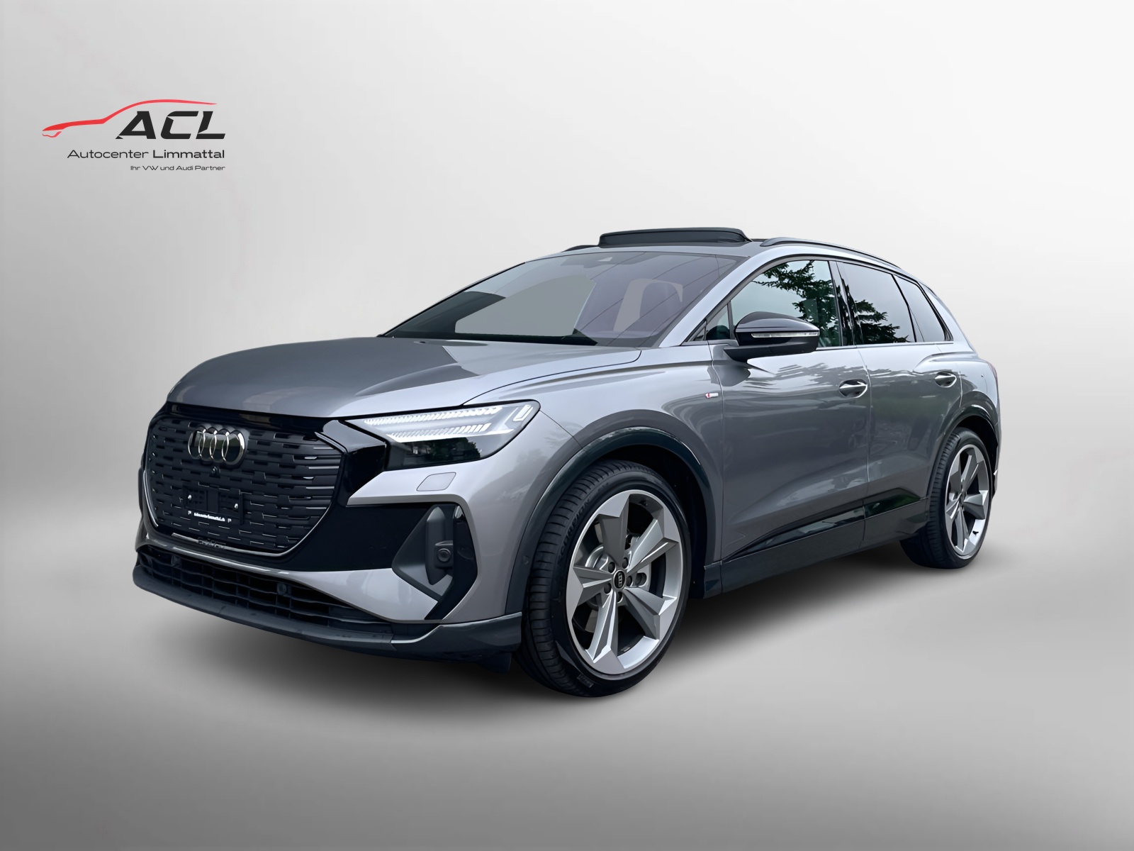 AUDI Q4 e-tron 45 Edition Swiss Ski quattro-image-0