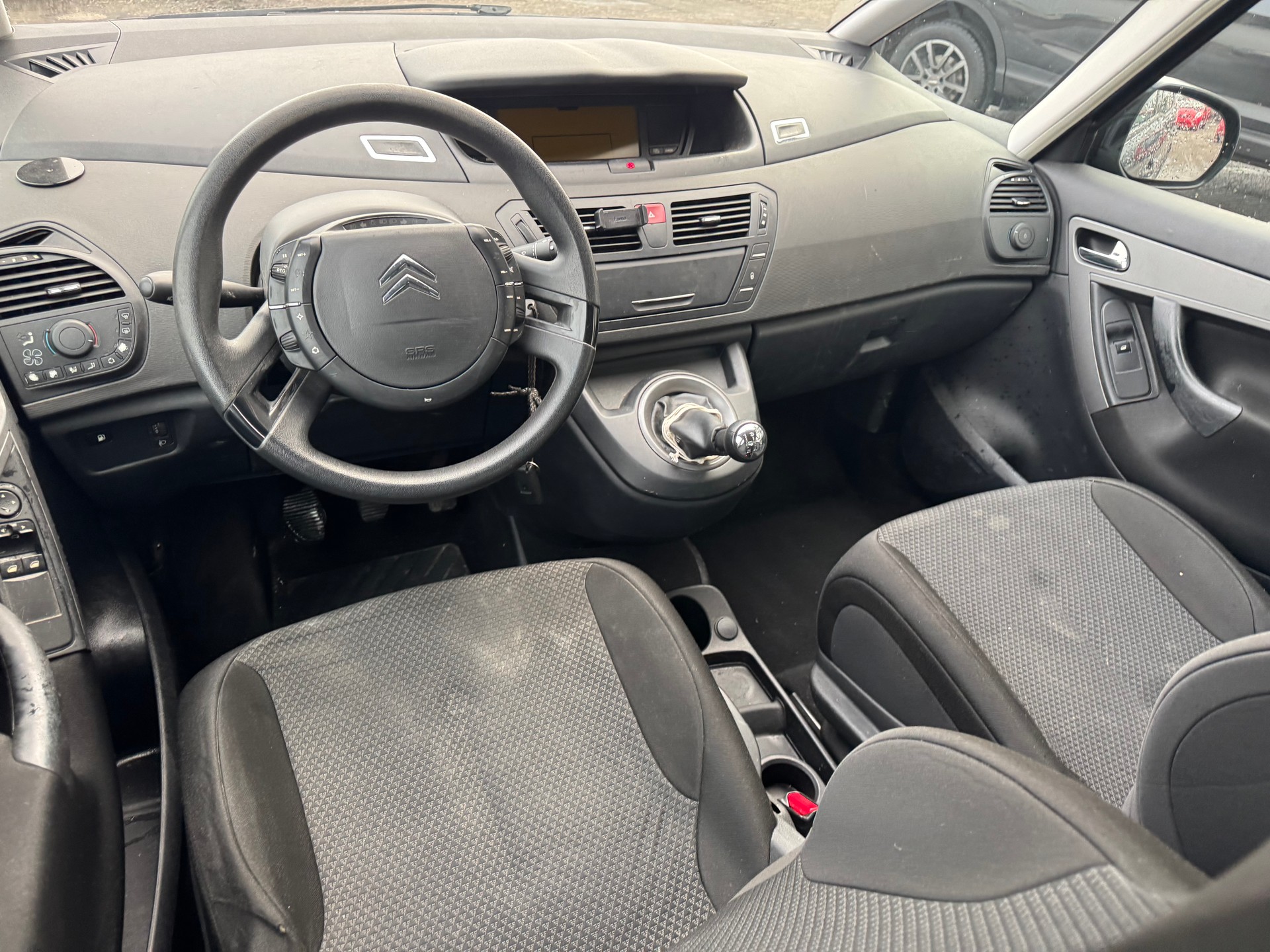 CITROEN C4 Picasso 1.6i 16V X+-image-8