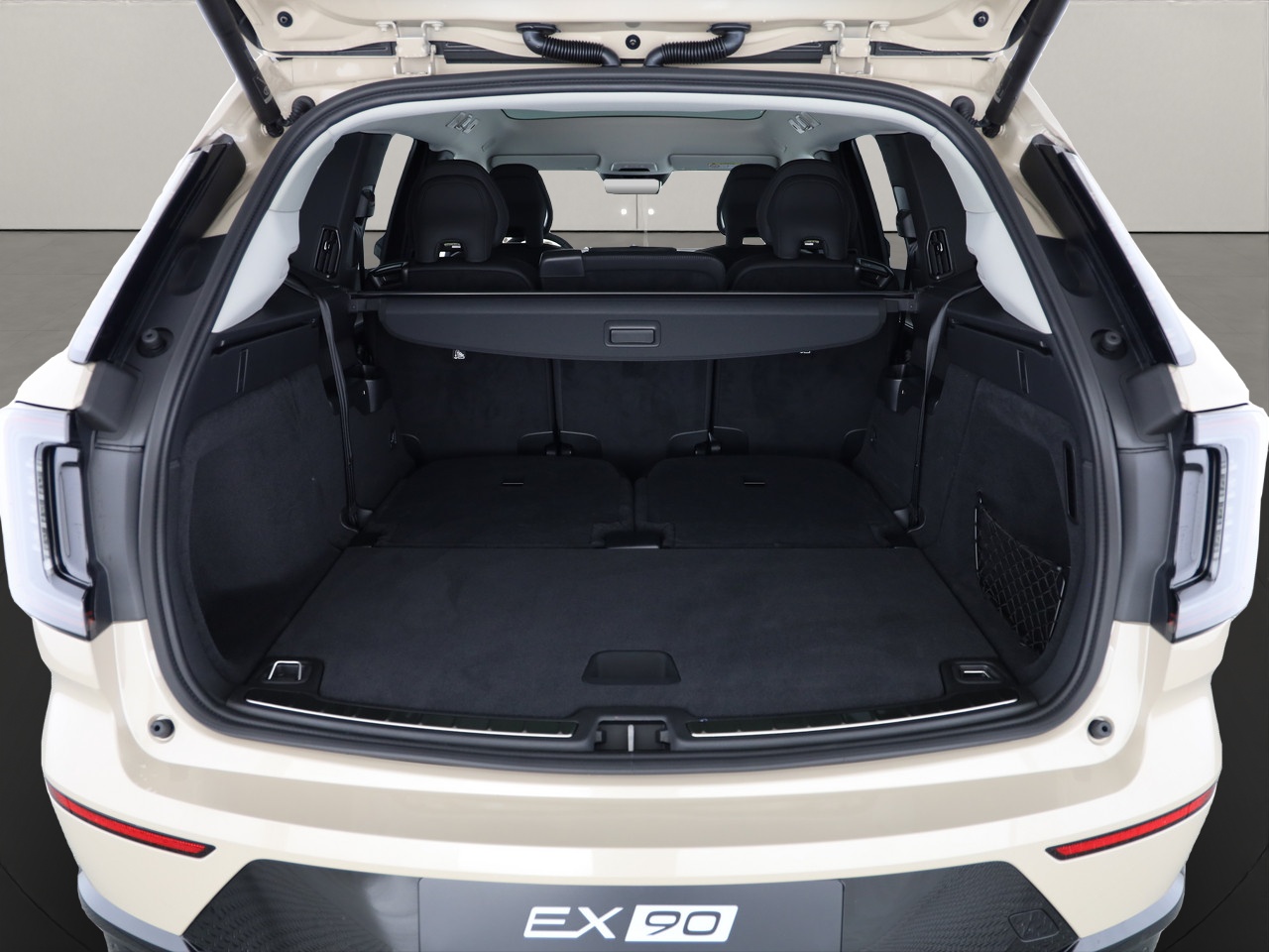 VOLVO EX90 Twin Performance Ultra AWD-image-4