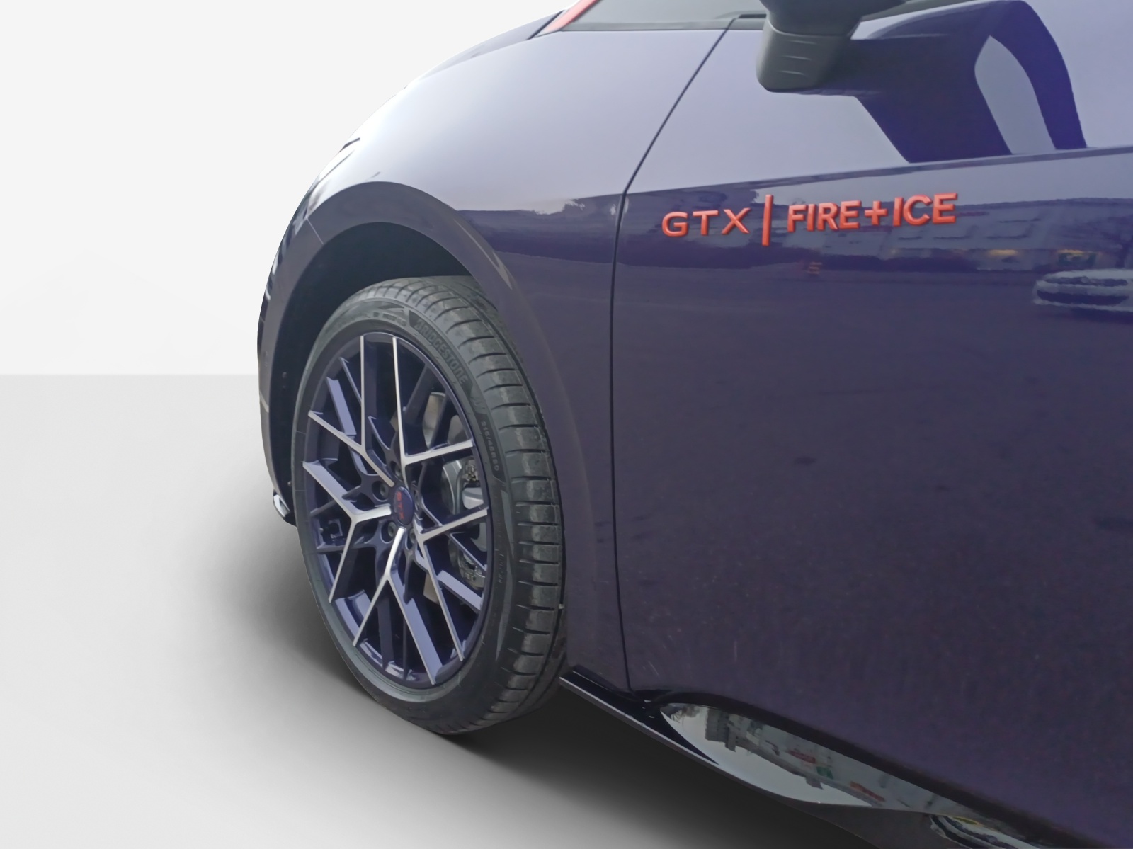 VW ID.3 GTX Performance 79 kWh GTX Fire+Ice-image-13