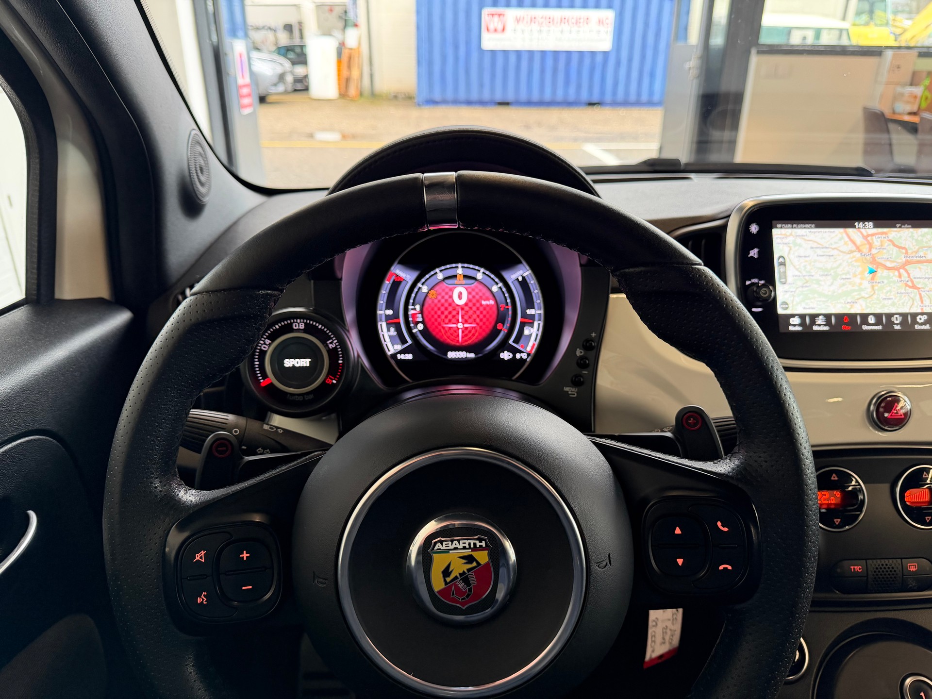 FIAT 595 1.4 16V Turbo 145 PS Abarth Dualogic (CH)-image-13