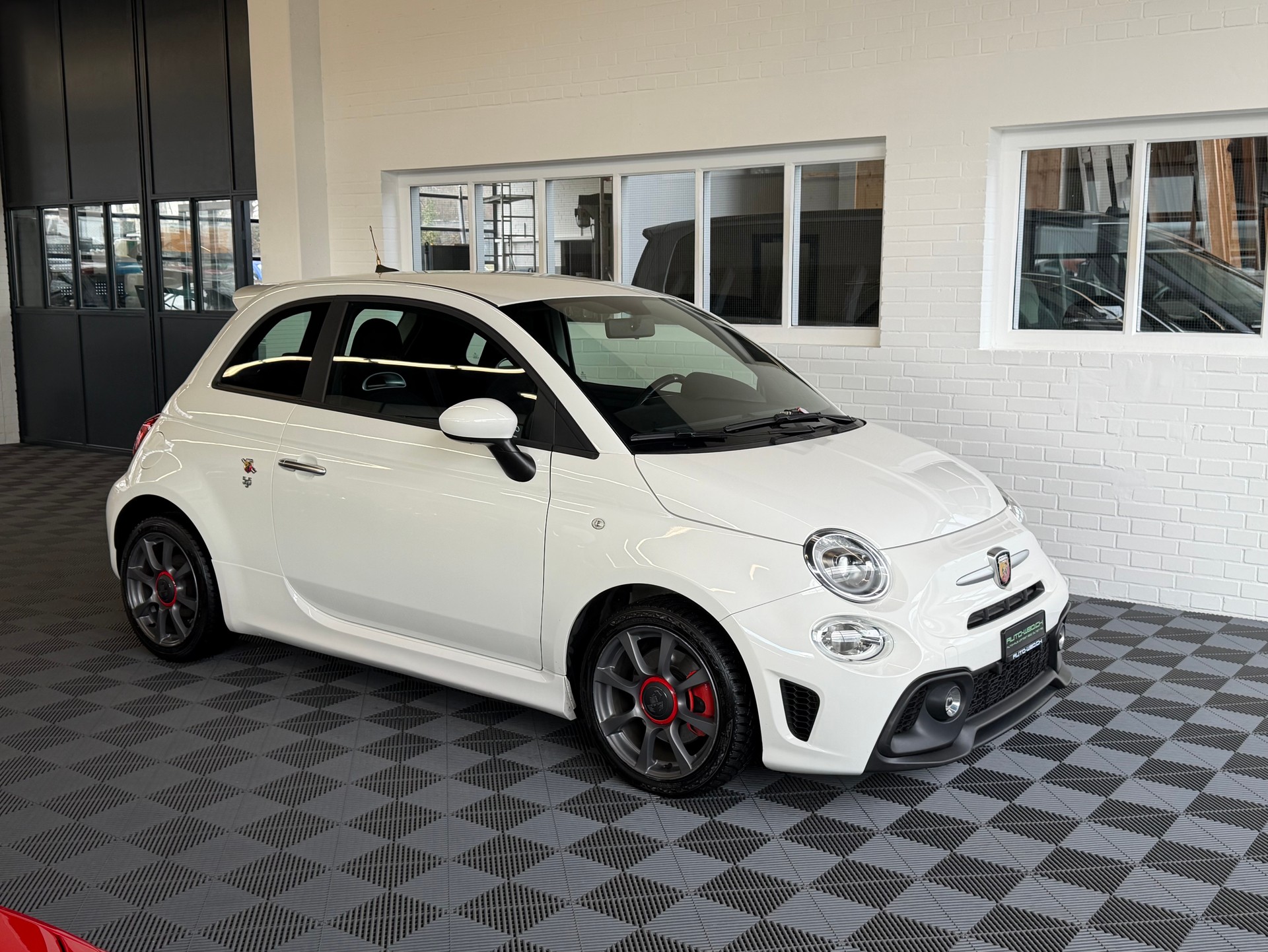 FIAT 595 1.4 16V Turbo 145 PS Abarth Dualogic (CH)