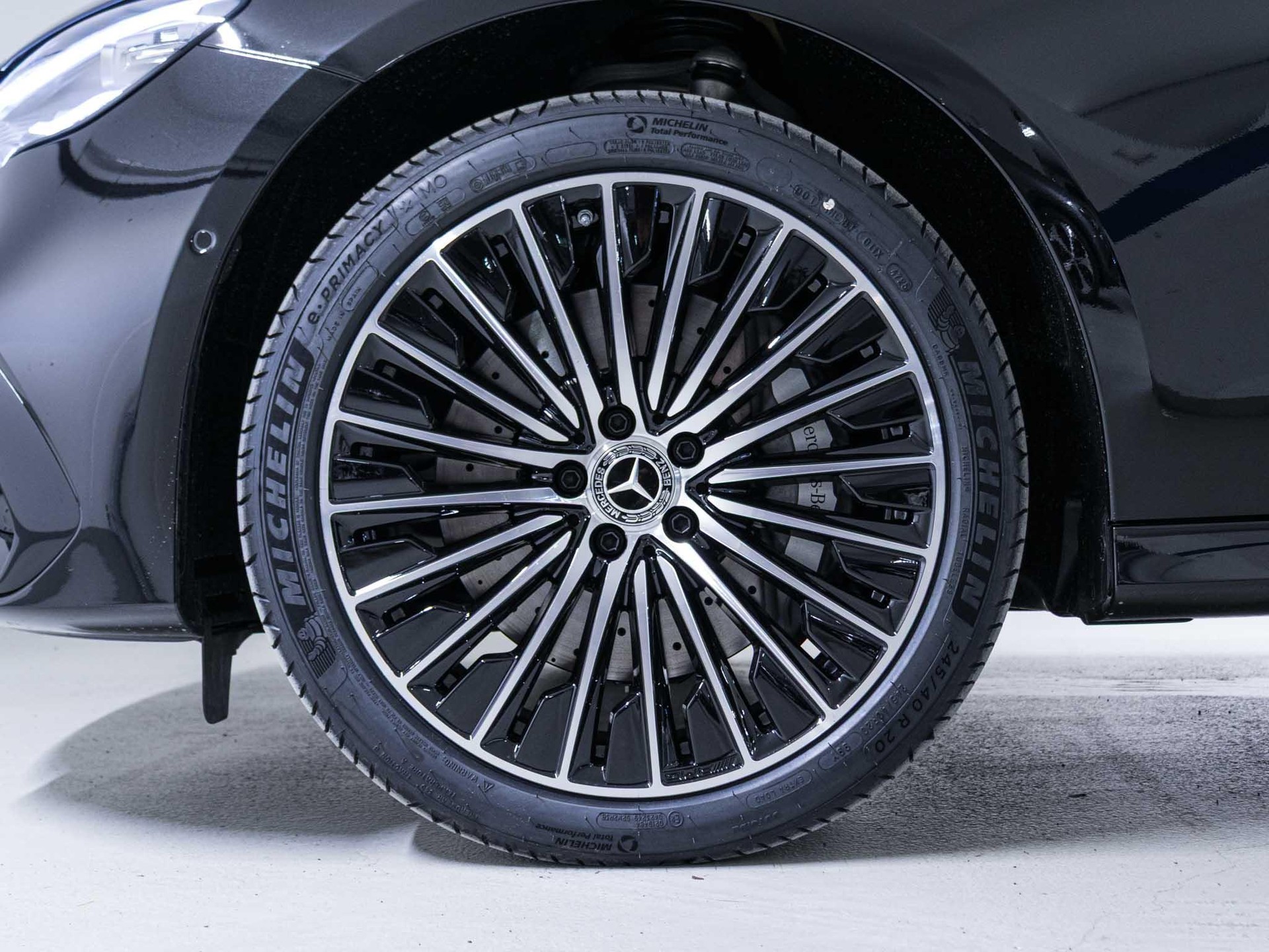 MERCEDES-BENZ E 450 d 4MATIC-image-14