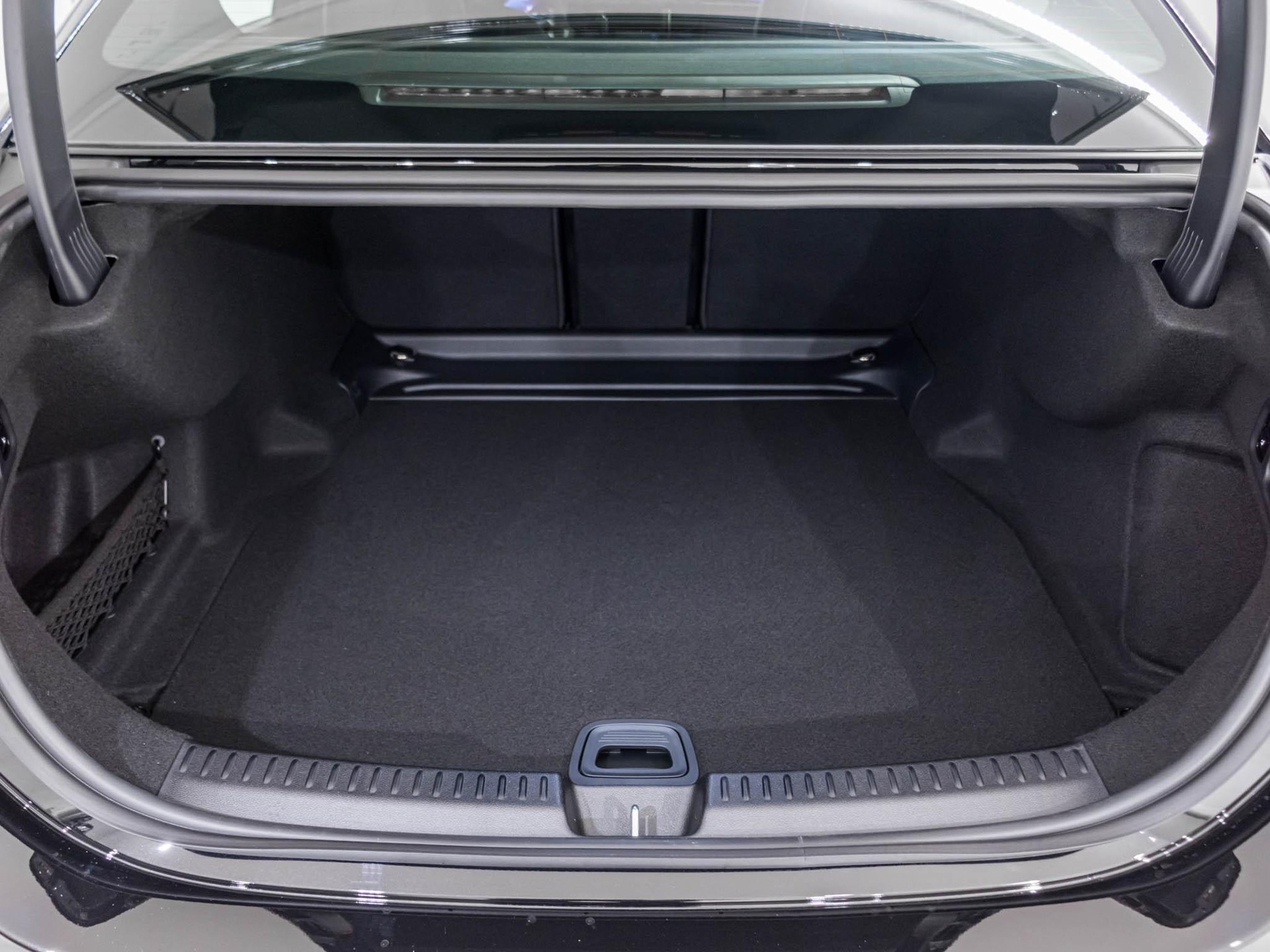 MERCEDES-BENZ E 450 d 4MATIC-image-13