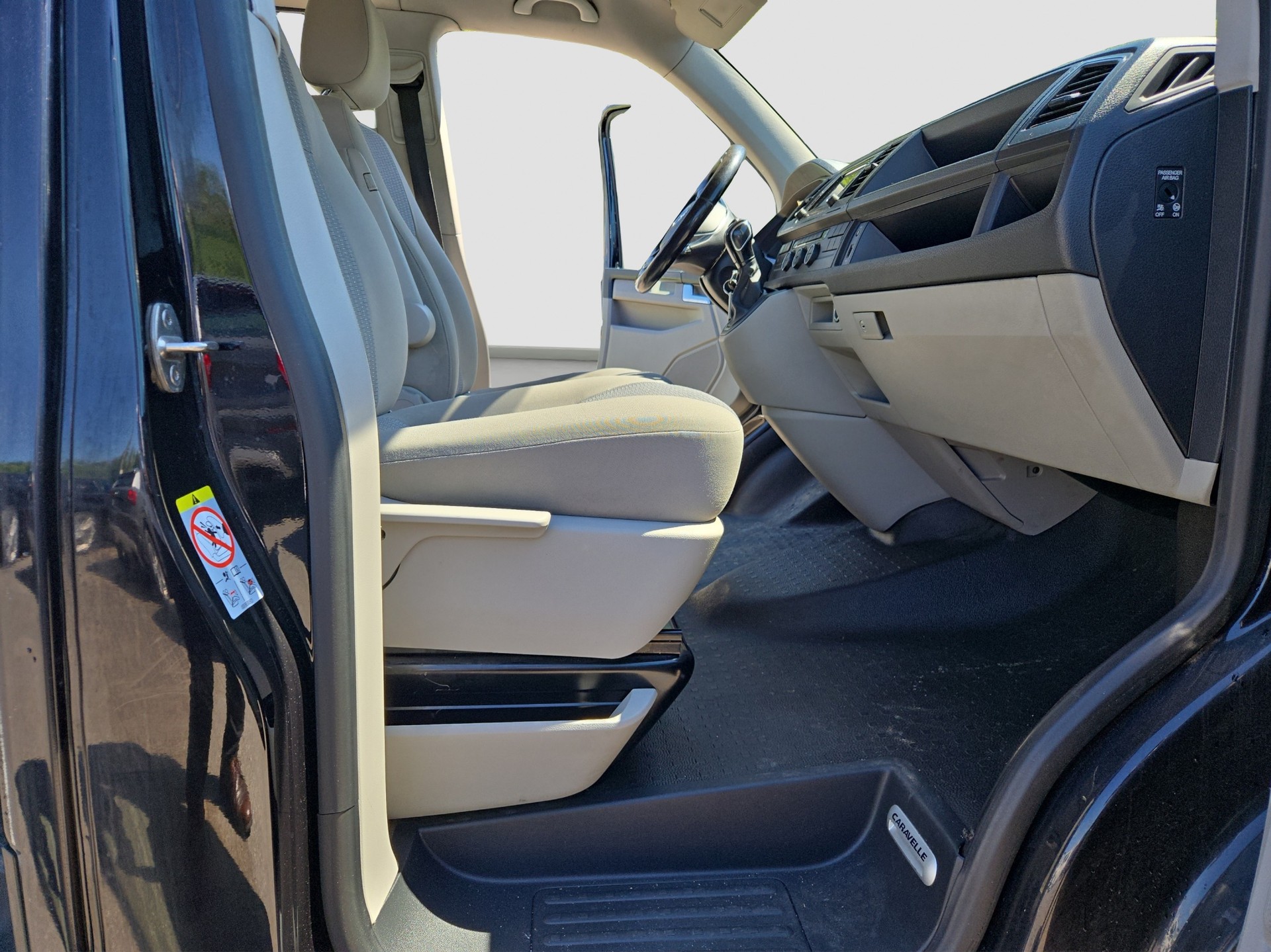 VW T6 Caravelle 2.0 Bi-TDI Comfort Liberty 4Mot LWB-image-19