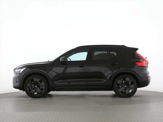 Image VOLVO EX40 EX40 82kWh Twin Motor Performance AWD Xcentric Black Edition