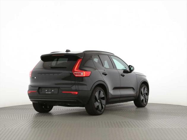 Image VOLVO EX40 EX40 82kWh Twin Motor Performance AWD Xcentric Black Edition