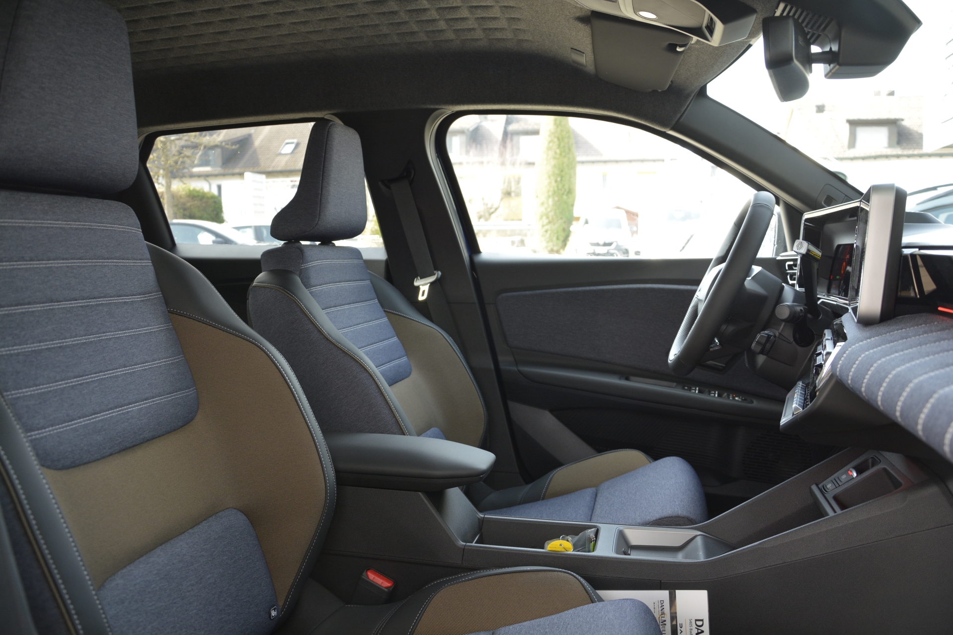 RENAULT R5 Electric techno 150PS Comfort Range-image-7