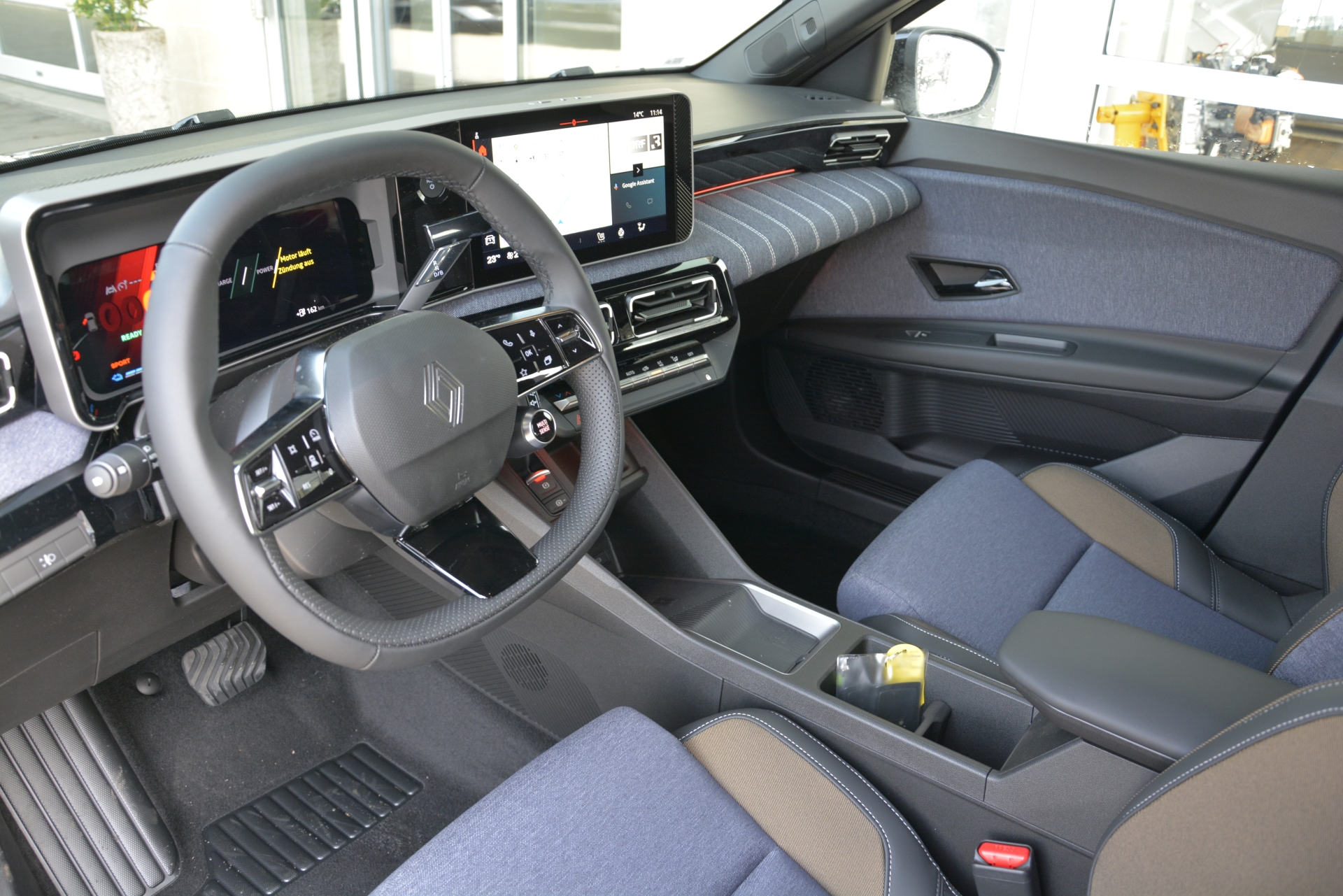 RENAULT R5 Electric techno 150PS Comfort Range-image-4
