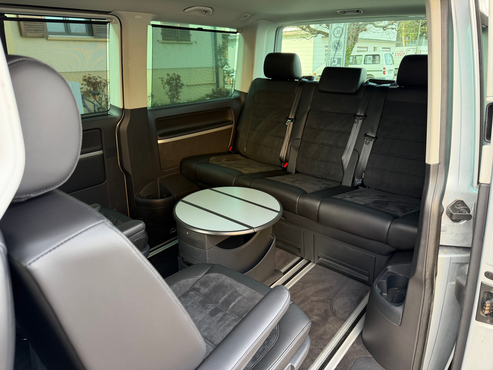VW T6 Multivan 2.0 TDI Highline Liberty 4Mot. DSG-image-21