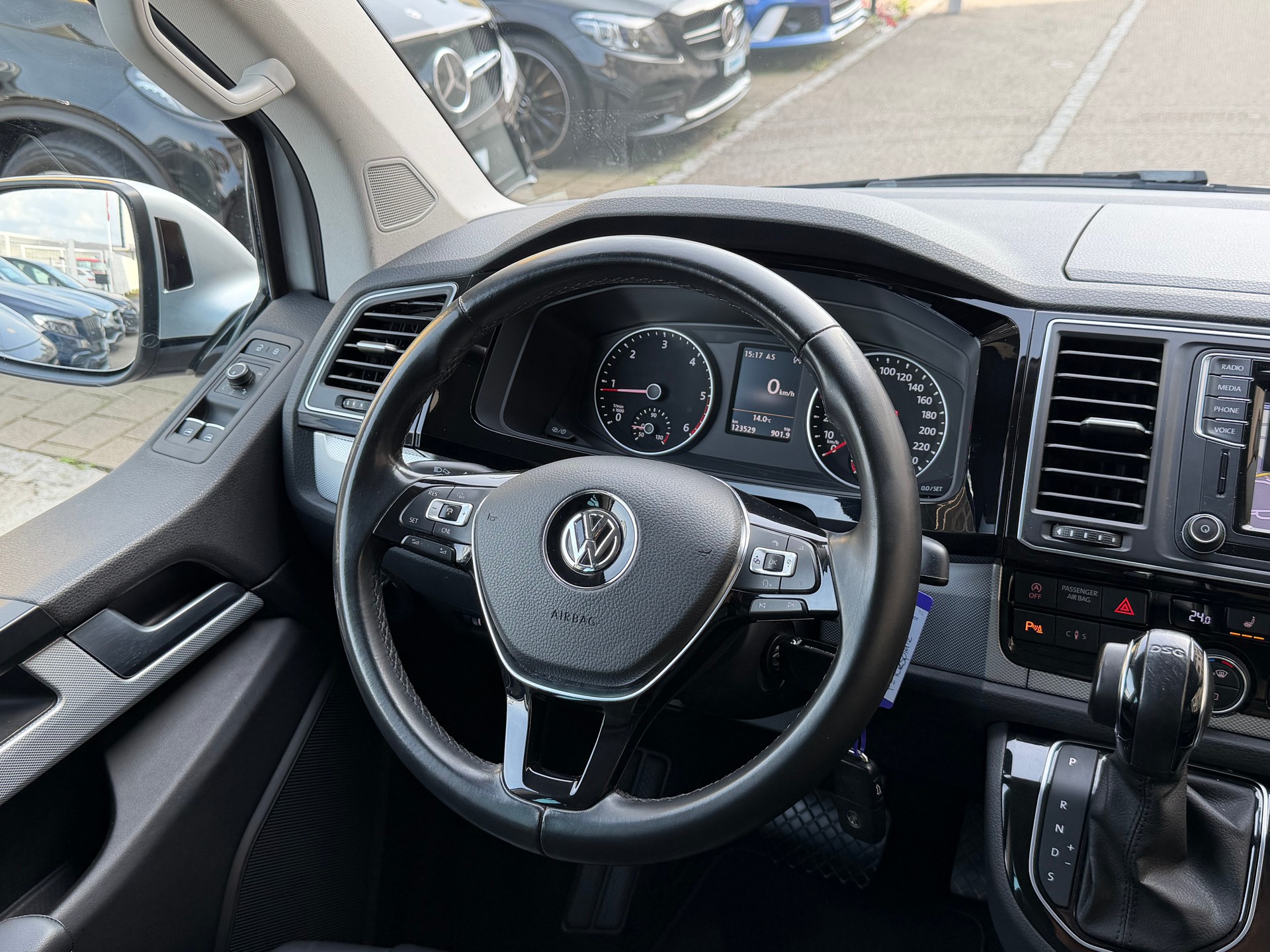 VW T6 Multivan 2.0 TDI Highline Liberty 4Mot. DSG-image-16