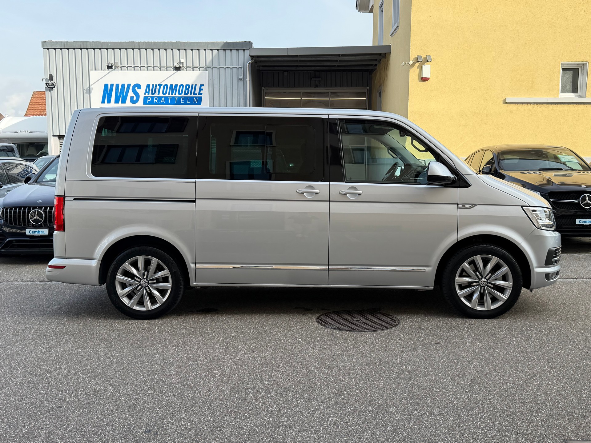 VW T6 Multivan 2.0 TDI Highline Liberty 4Mot. DSG-showroom-element-2