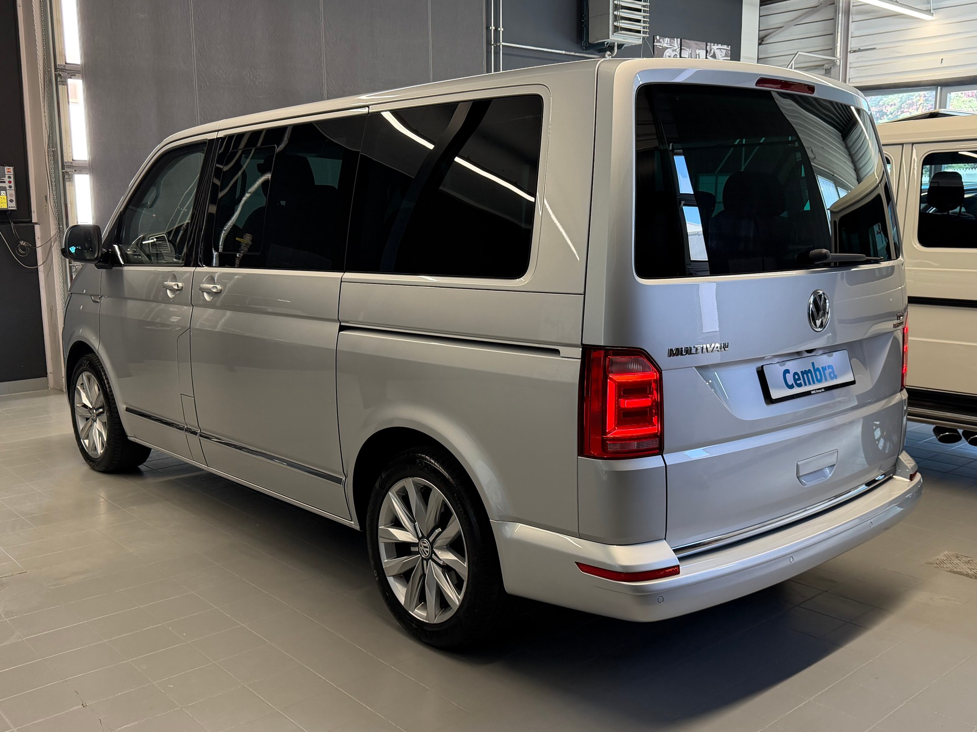 VW T6 Multivan 2.0 TDI Highline Liberty 4Mot. DSG-image-4