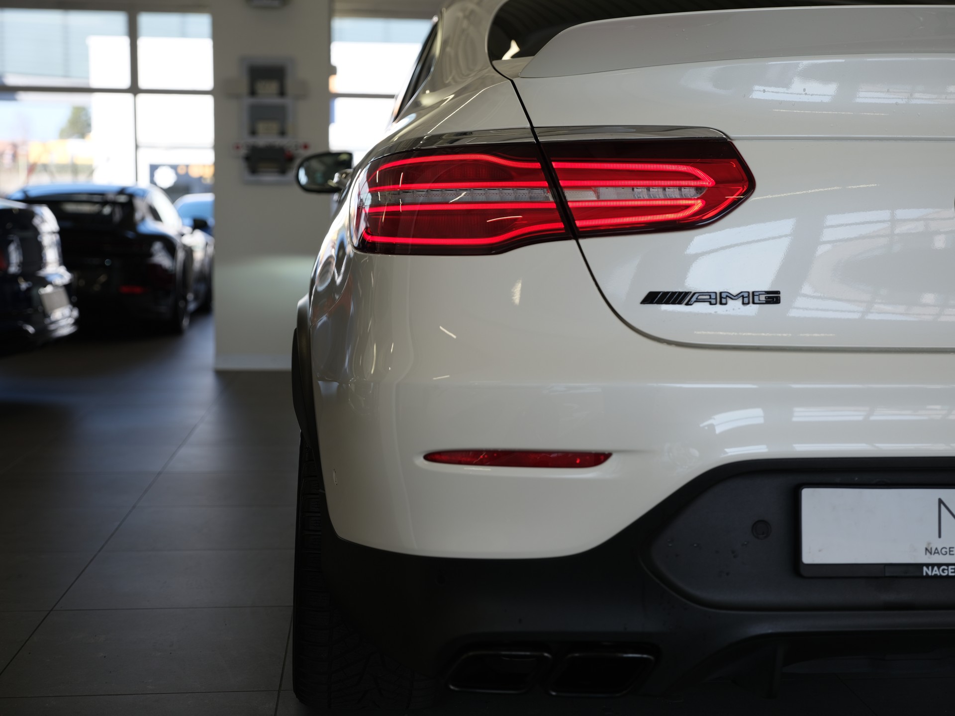 MERCEDES-BENZ GLC Coupé 63 S AMG 4Matic+ 9G-Tronic-image-10