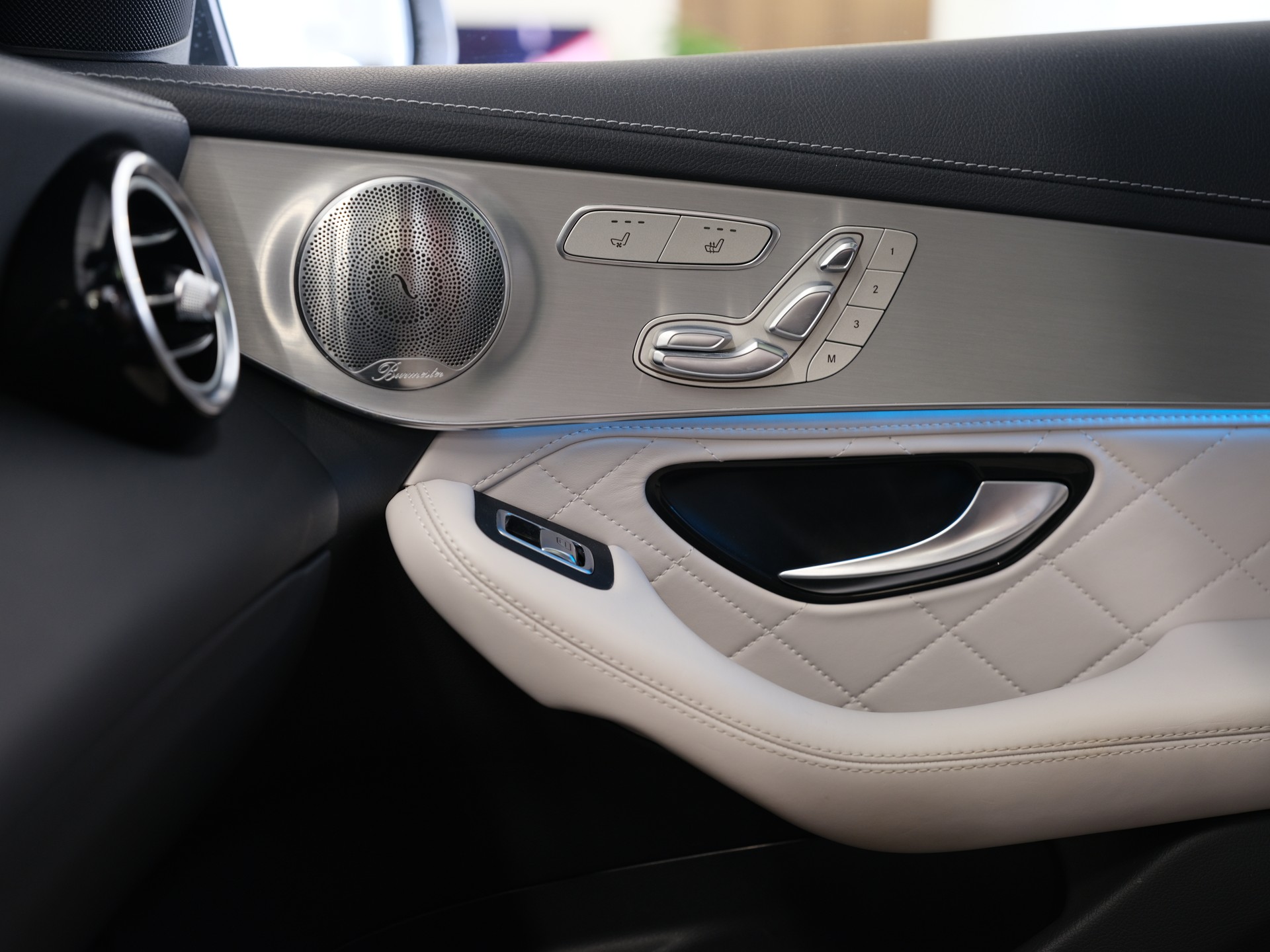 MERCEDES-BENZ GLC Coupé 63 S AMG 4Matic+ 9G-Tronic-image-26