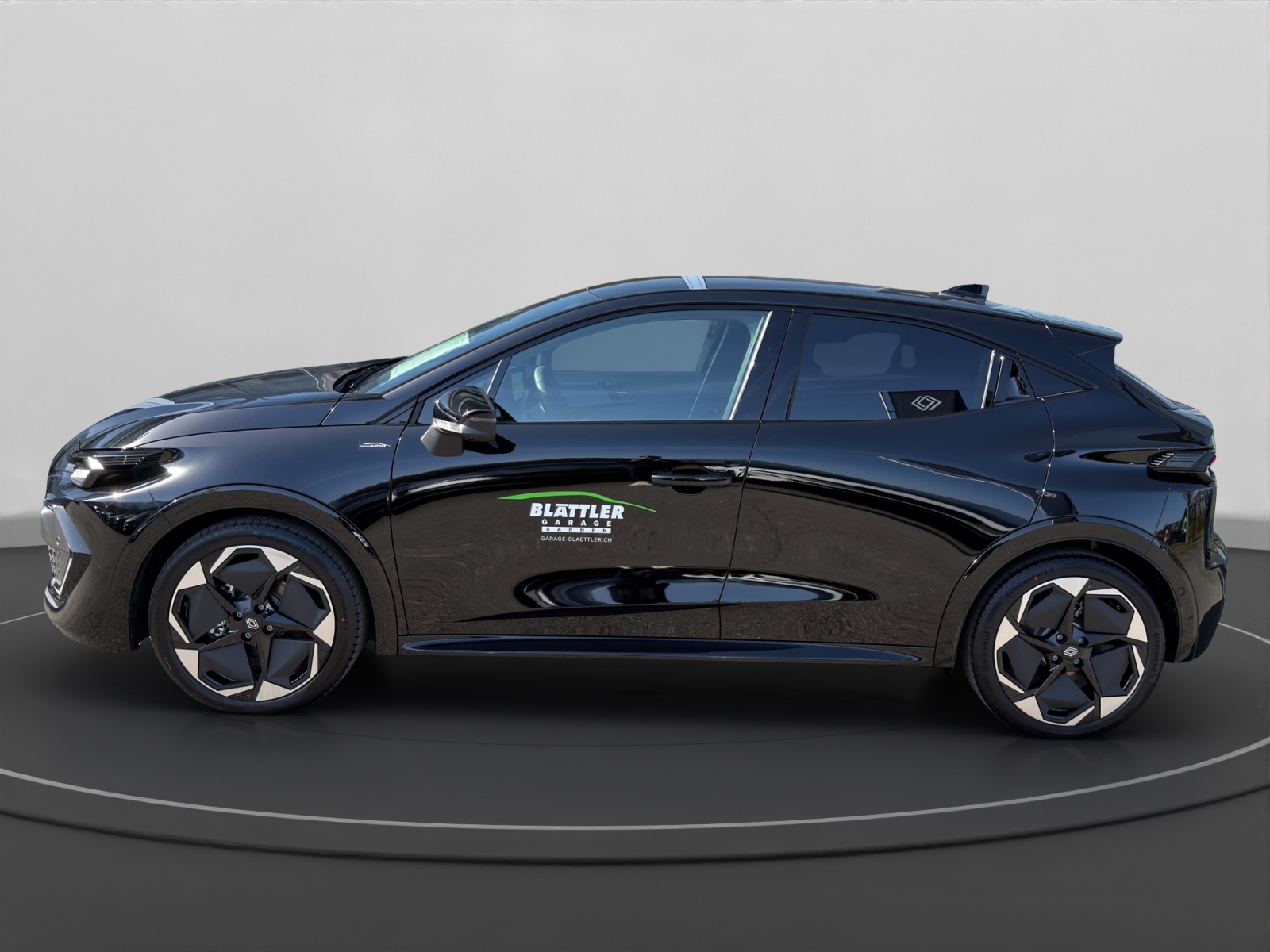 RENAULT Clio 1.8 E-Tech techno-image-1