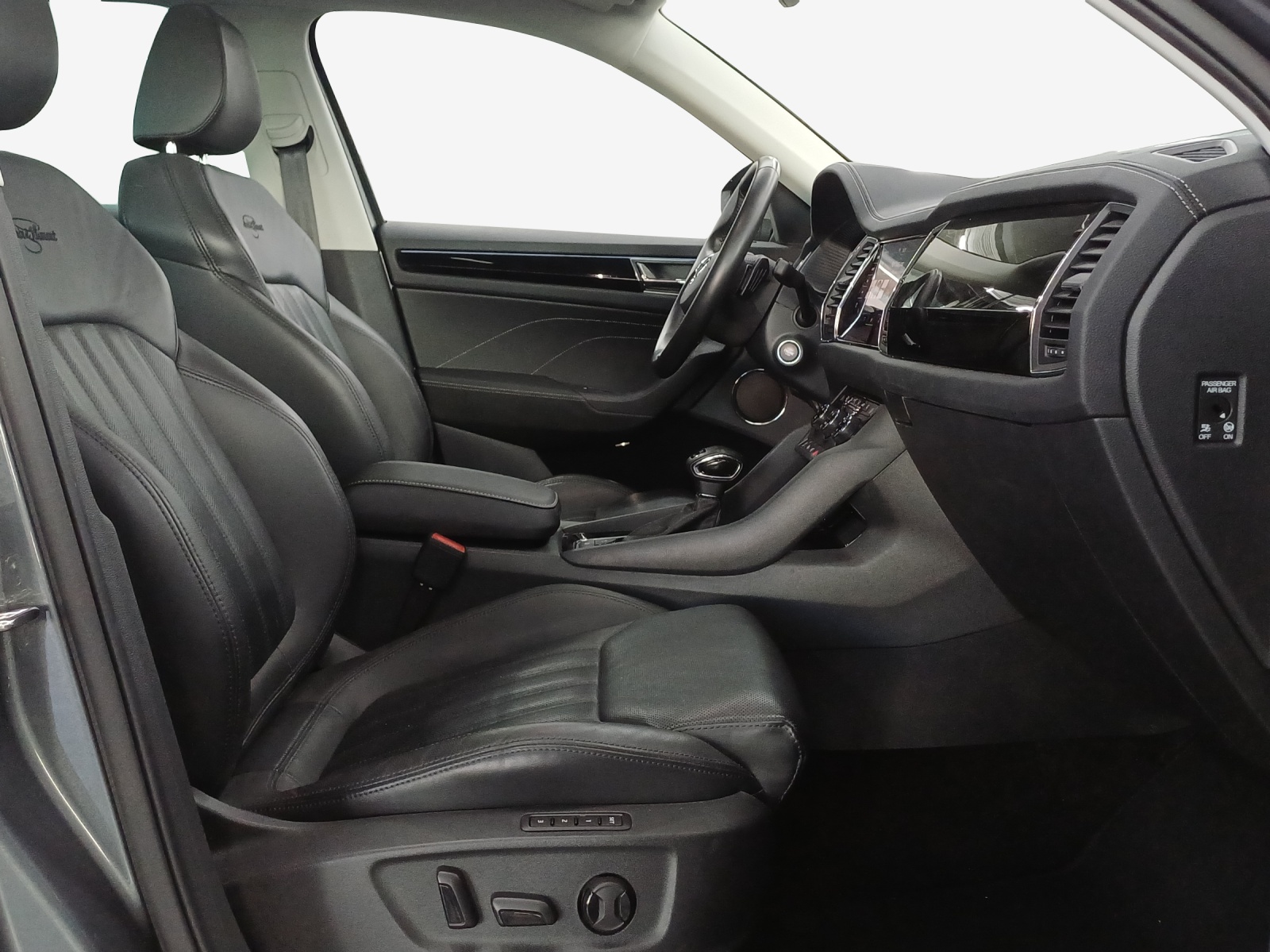 SKODA Kodiaq 2.0 TSI 4x4 L&K-image-14