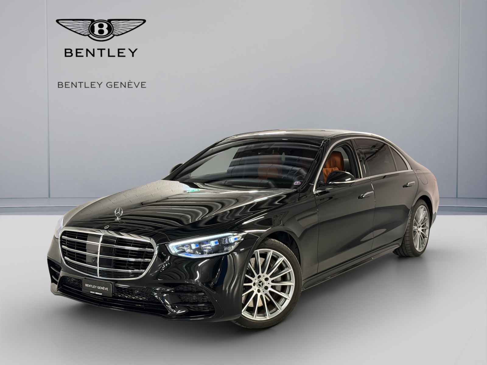 Photo MERCEDES-BENZ S-580 S 580 e L 4Matic AMG Line 9G-Tronic