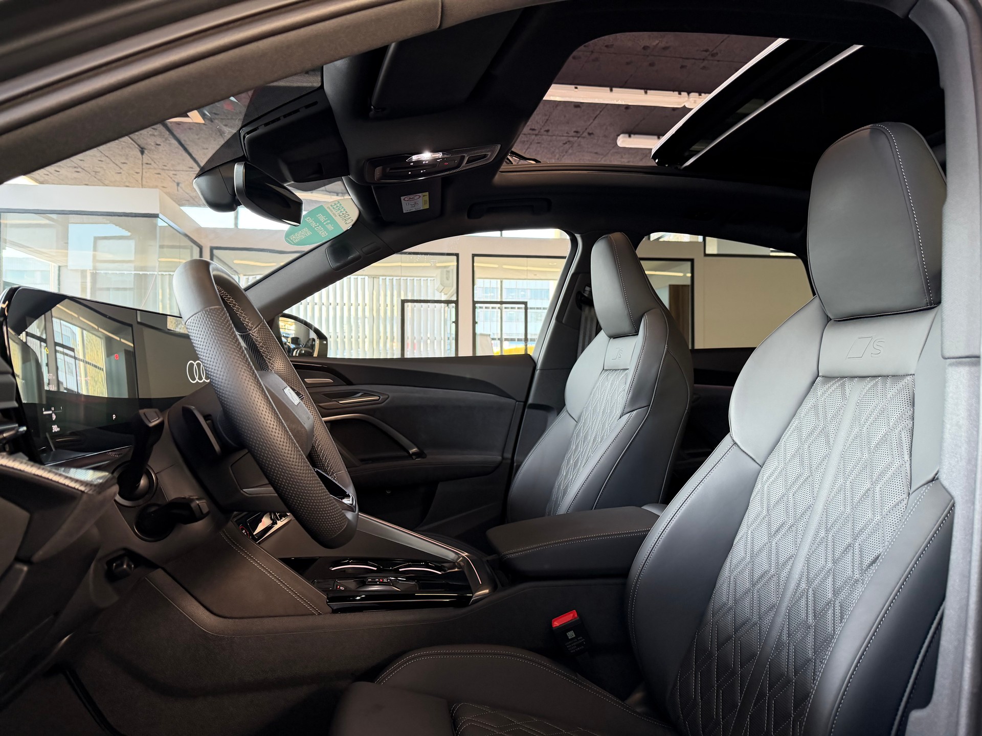 AUDI SQ5 Sportback SB TFSI 4X4 367 PS quattro S-tronic-image-13