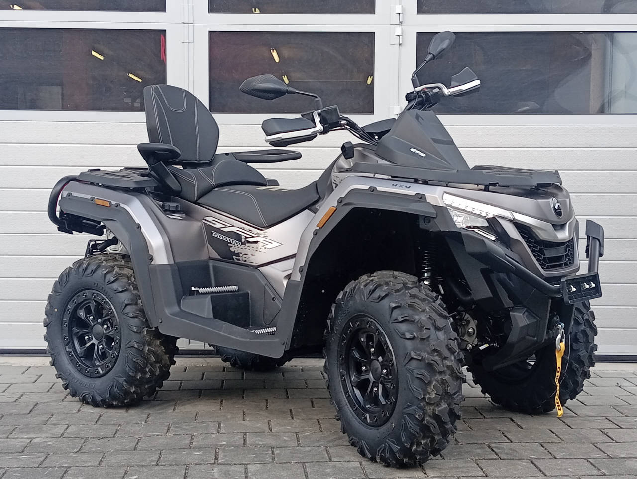 QJ SFA 1000 ABS EPS DLX Touring-showroom-element-2