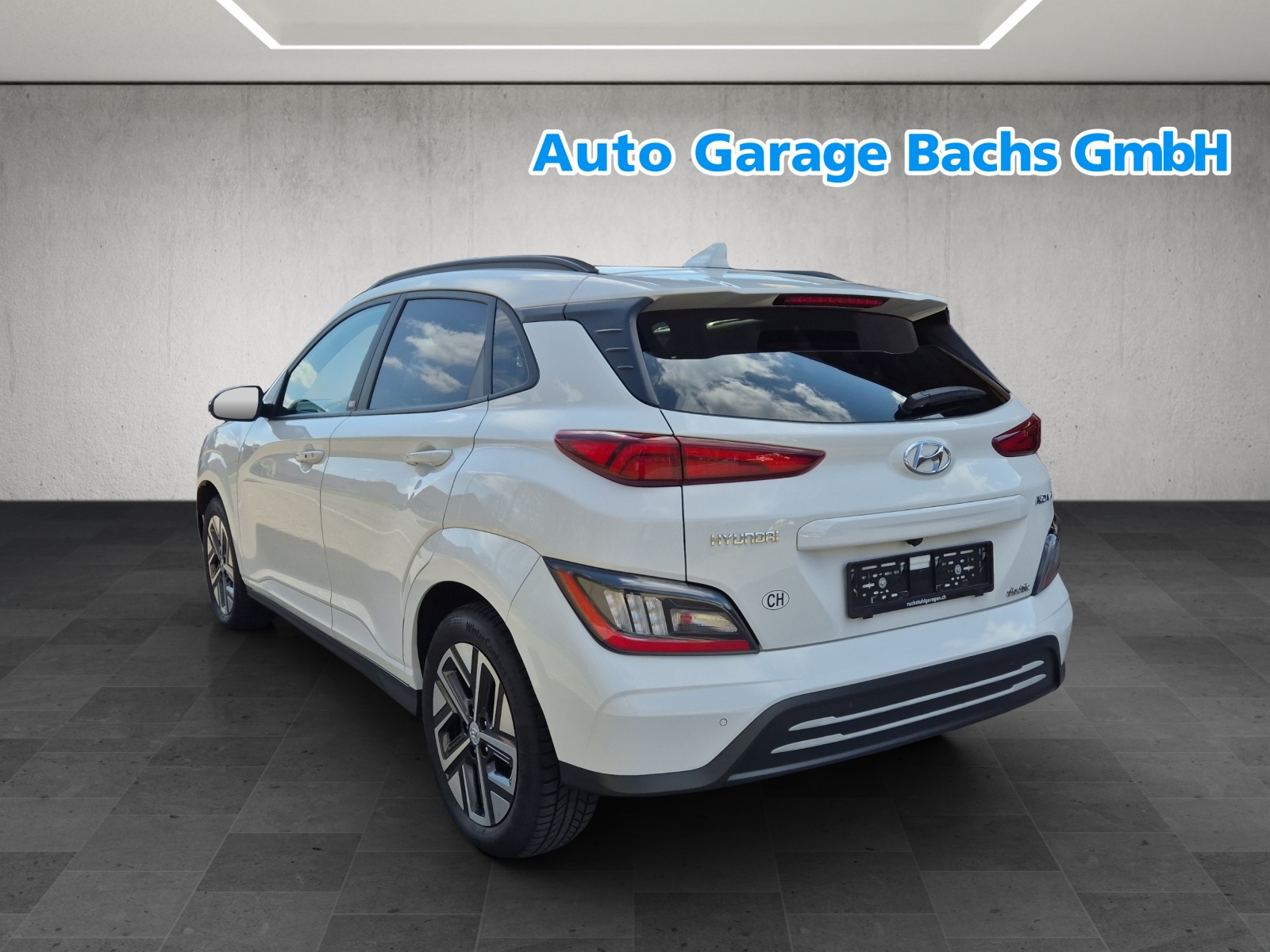 HYUNDAI Kona EV Amplia-image-5