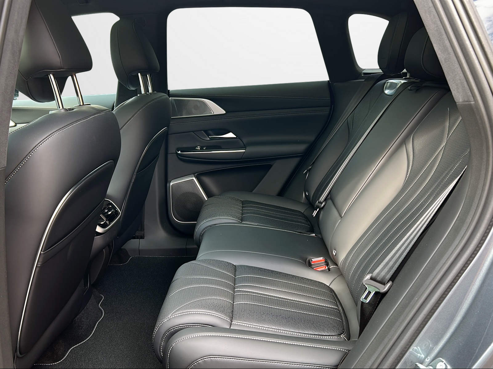 XPENG G9 93kWh Performance AWD-image-10