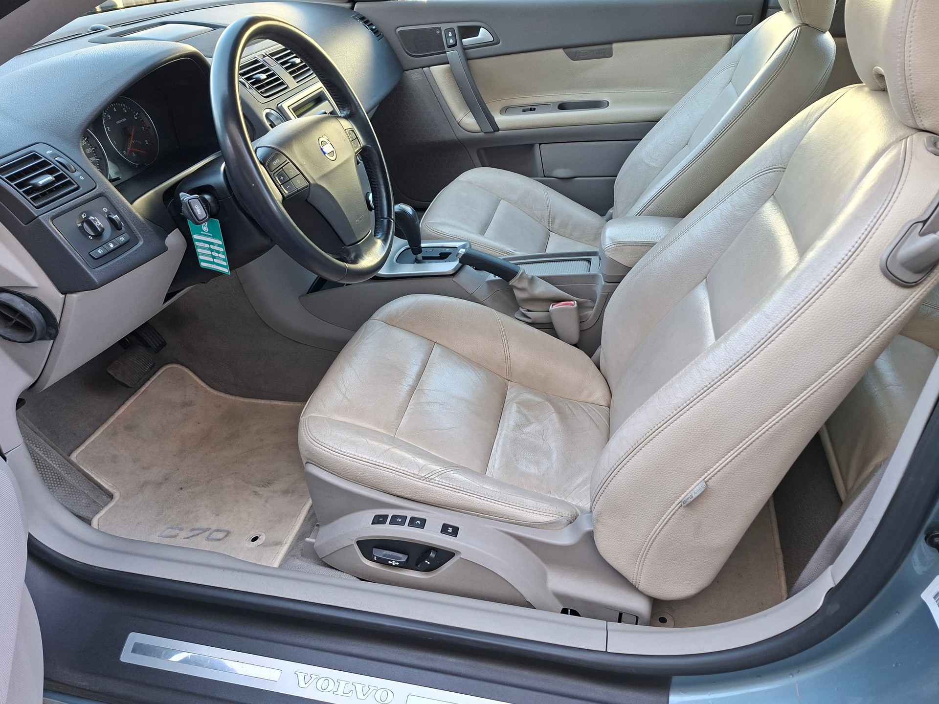 VOLVO C70 T5 Summum-image-6