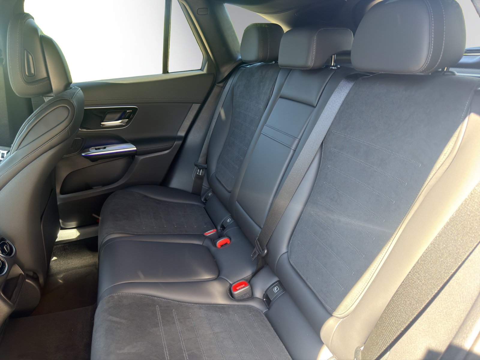 Image MERCEDES-BENZ GLC-200 GLC 200 4Matic 9G-Tronic