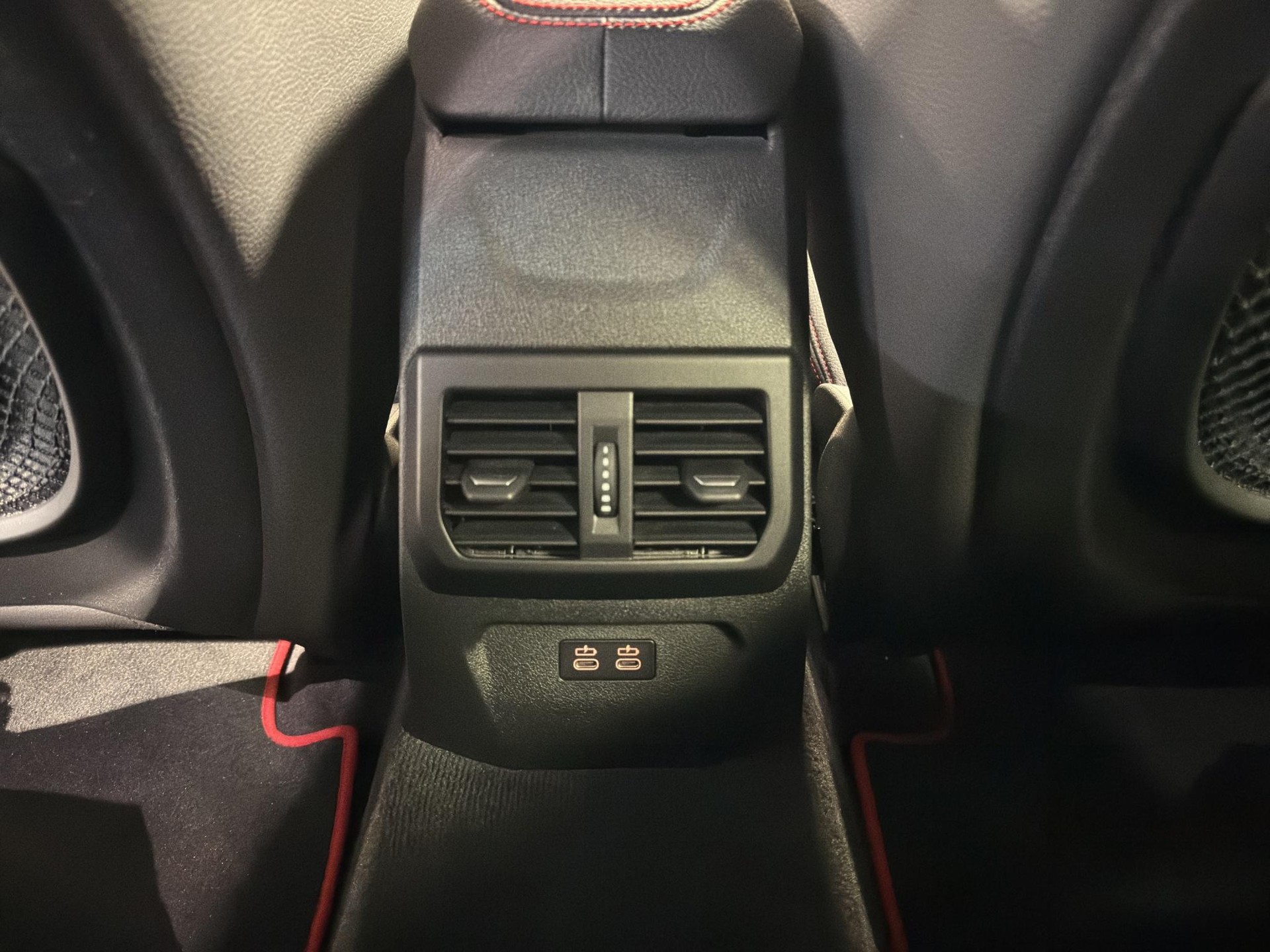 BMW 128ti M Sport-image-9
