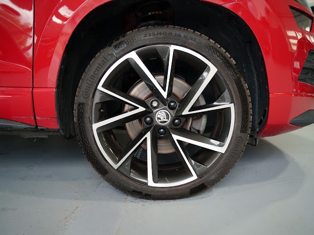 SKODA KAROQ-image-4