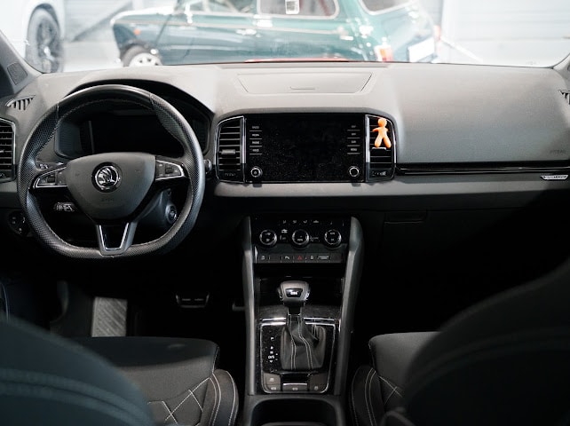 SKODA KAROQ-image-6