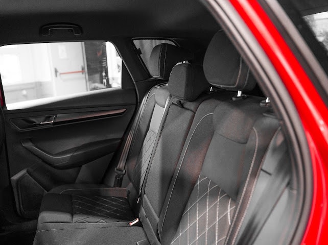 SKODA KAROQ-image-9