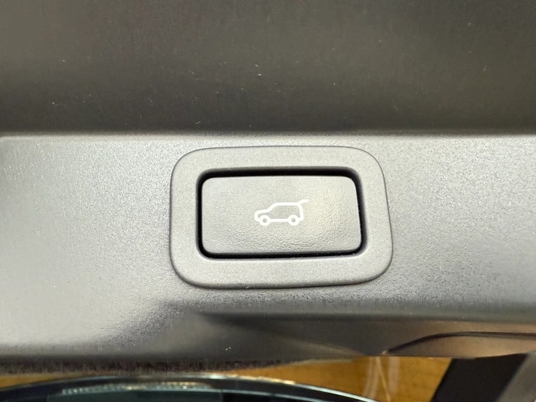 LAND ROVER Range Rover Sport 3.0 TDV6 SE Automatic-image-15