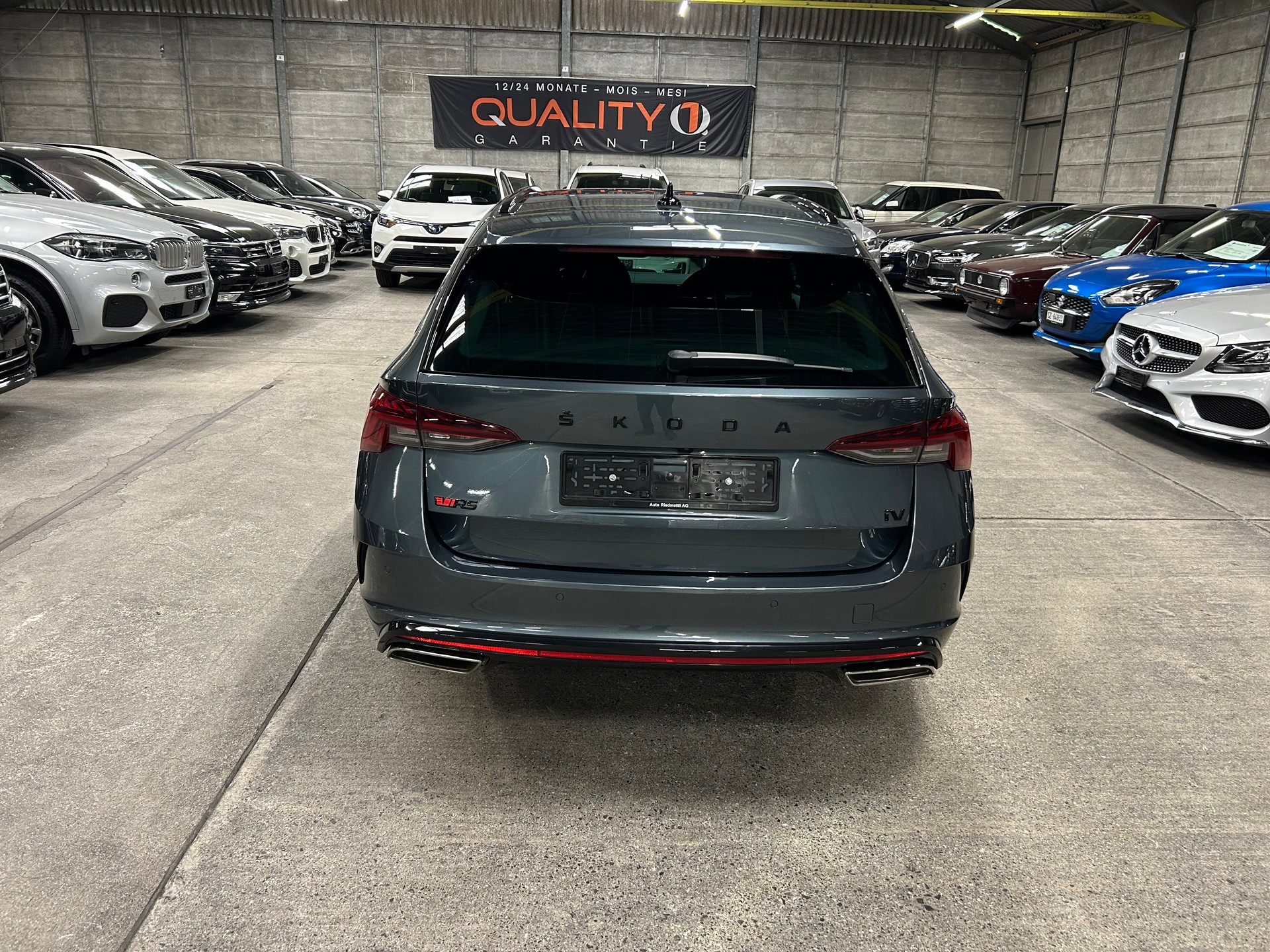 SKODA Octavia Combi 1.4 TSI PHEV DSG RS-image-4