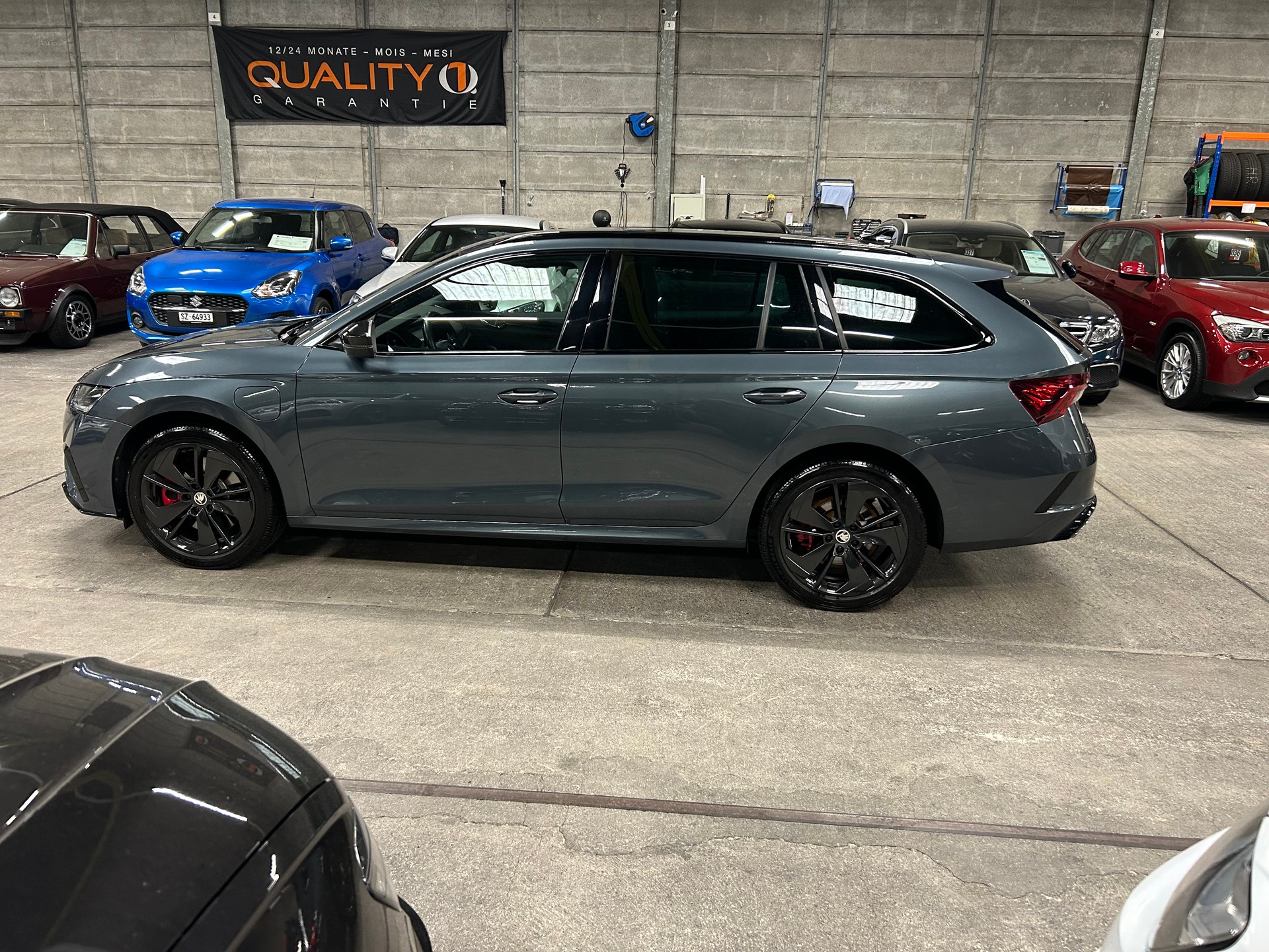 SKODA Octavia Combi 1.4 TSI PHEV DSG RS-image-6
