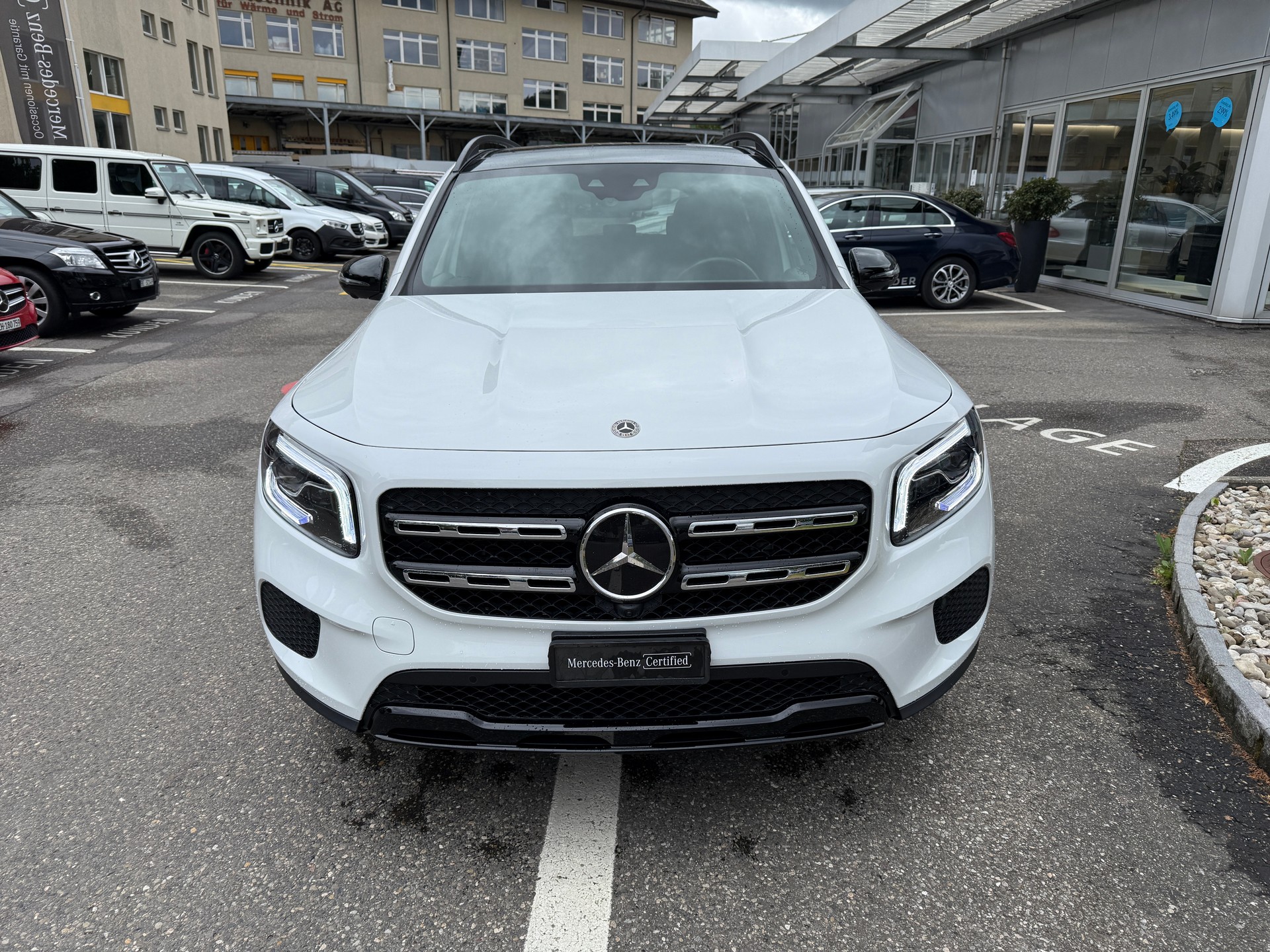 MERCEDES-BENZ GLB 250 Progress. 4 MATIC-showroom-element-1