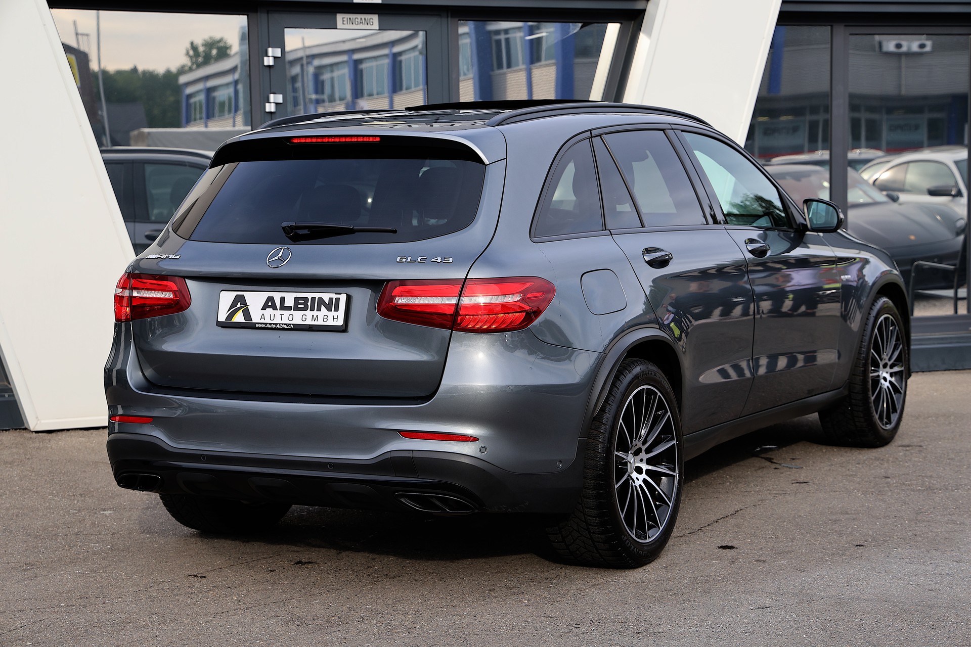MERCEDES-BENZ GLC 43 AMG 4Matic 9G-Tronic-image-4