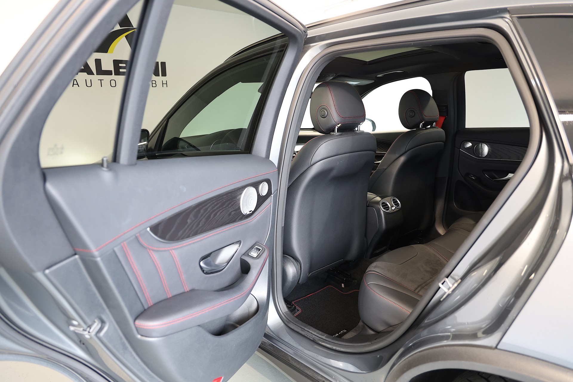 MERCEDES-BENZ GLC 43 AMG 4Matic 9G-Tronic-image-16