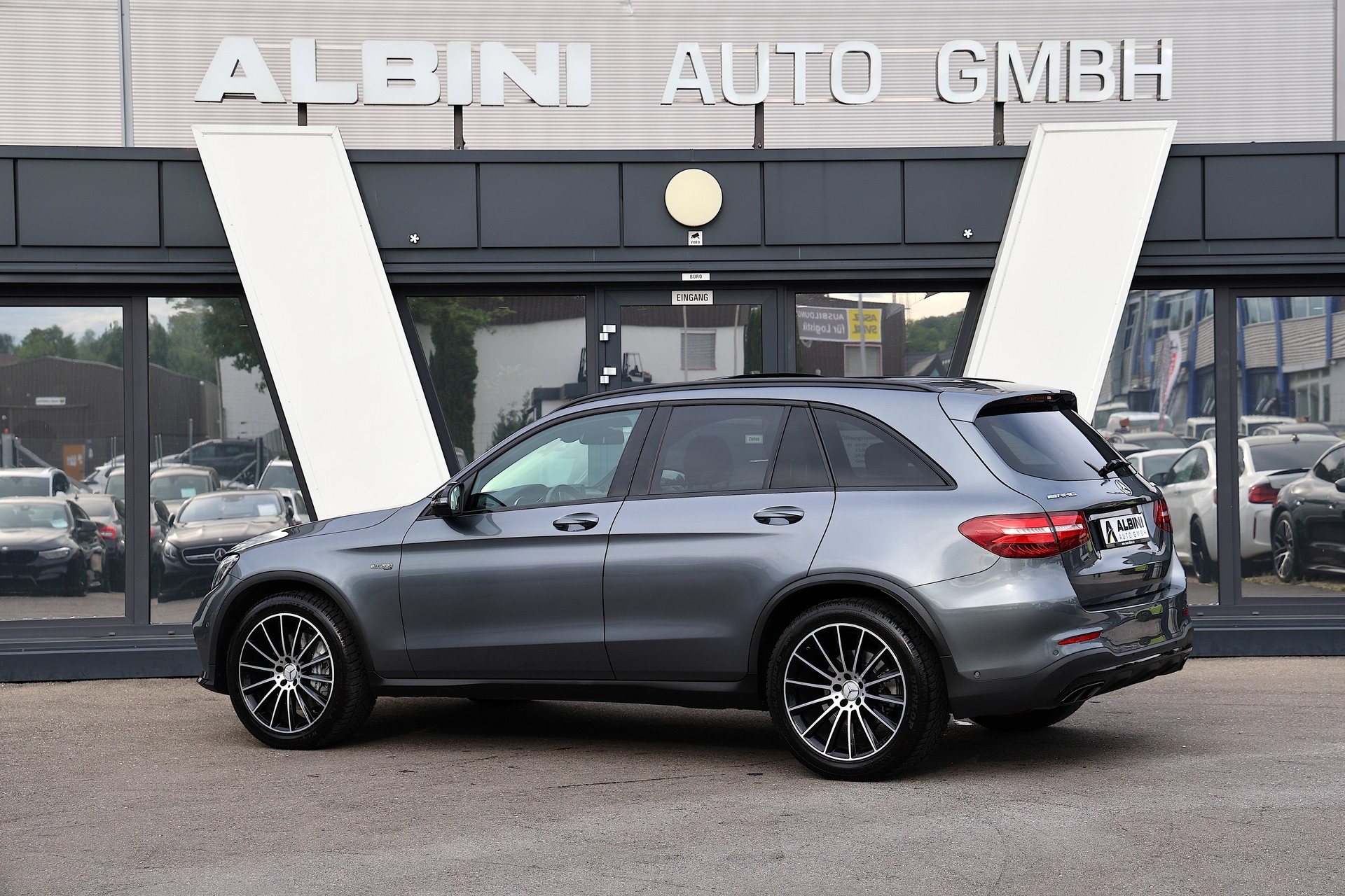 MERCEDES-BENZ GLC 43 AMG 4Matic 9G-Tronic-image-5