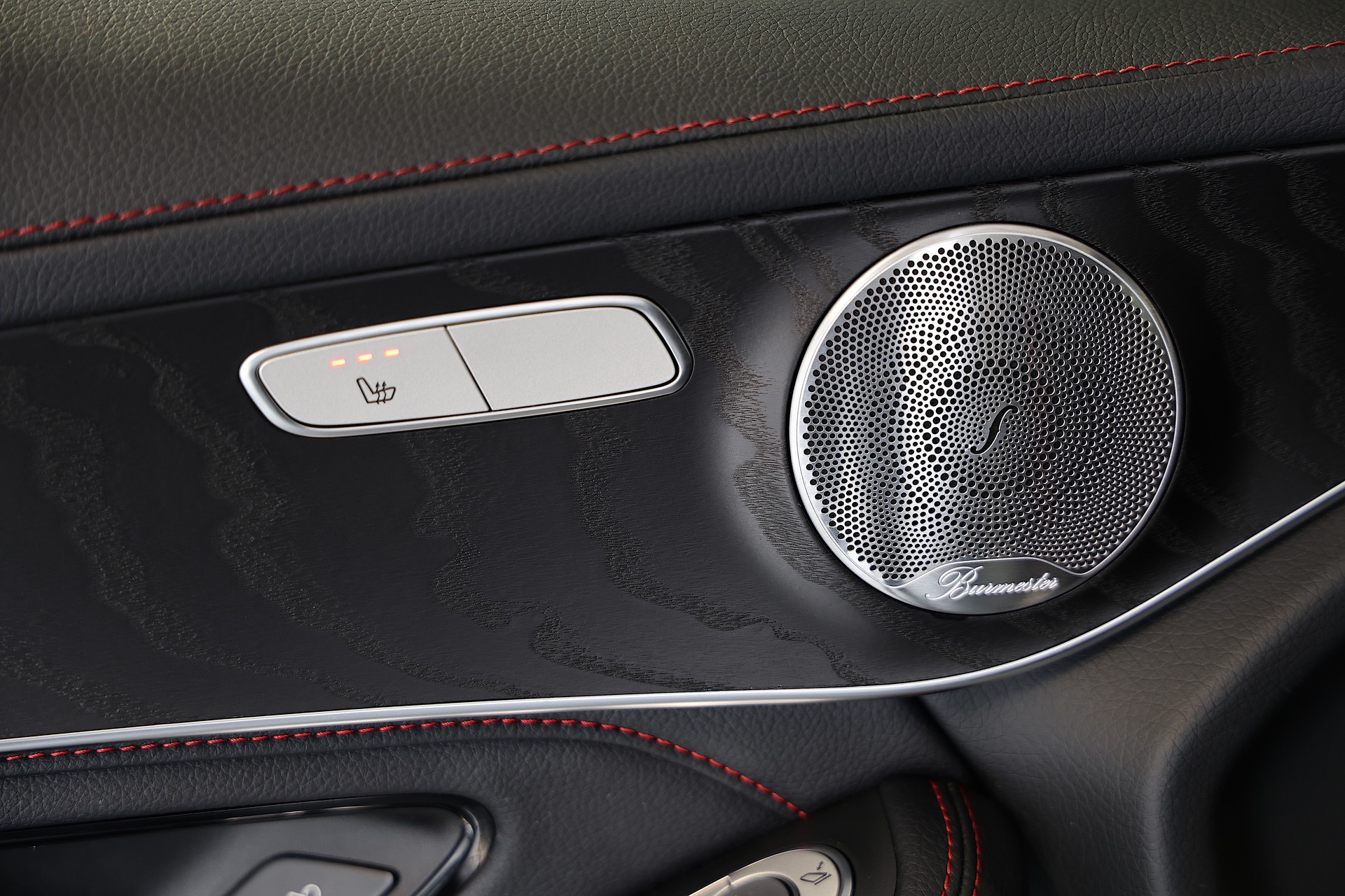 MERCEDES-BENZ GLC 43 AMG 4Matic 9G-Tronic-image-12