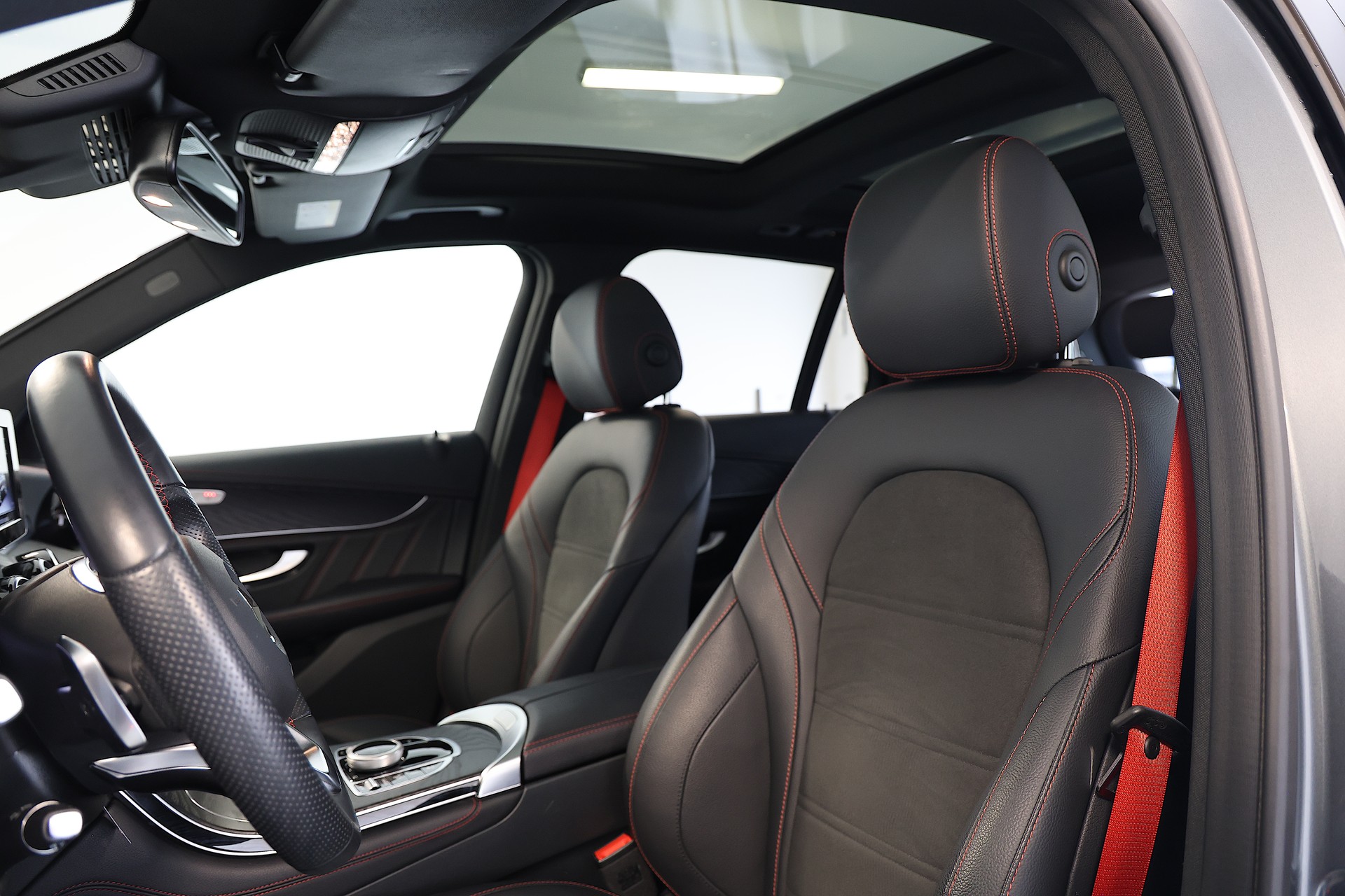MERCEDES-BENZ GLC 43 AMG 4Matic 9G-Tronic-image-8