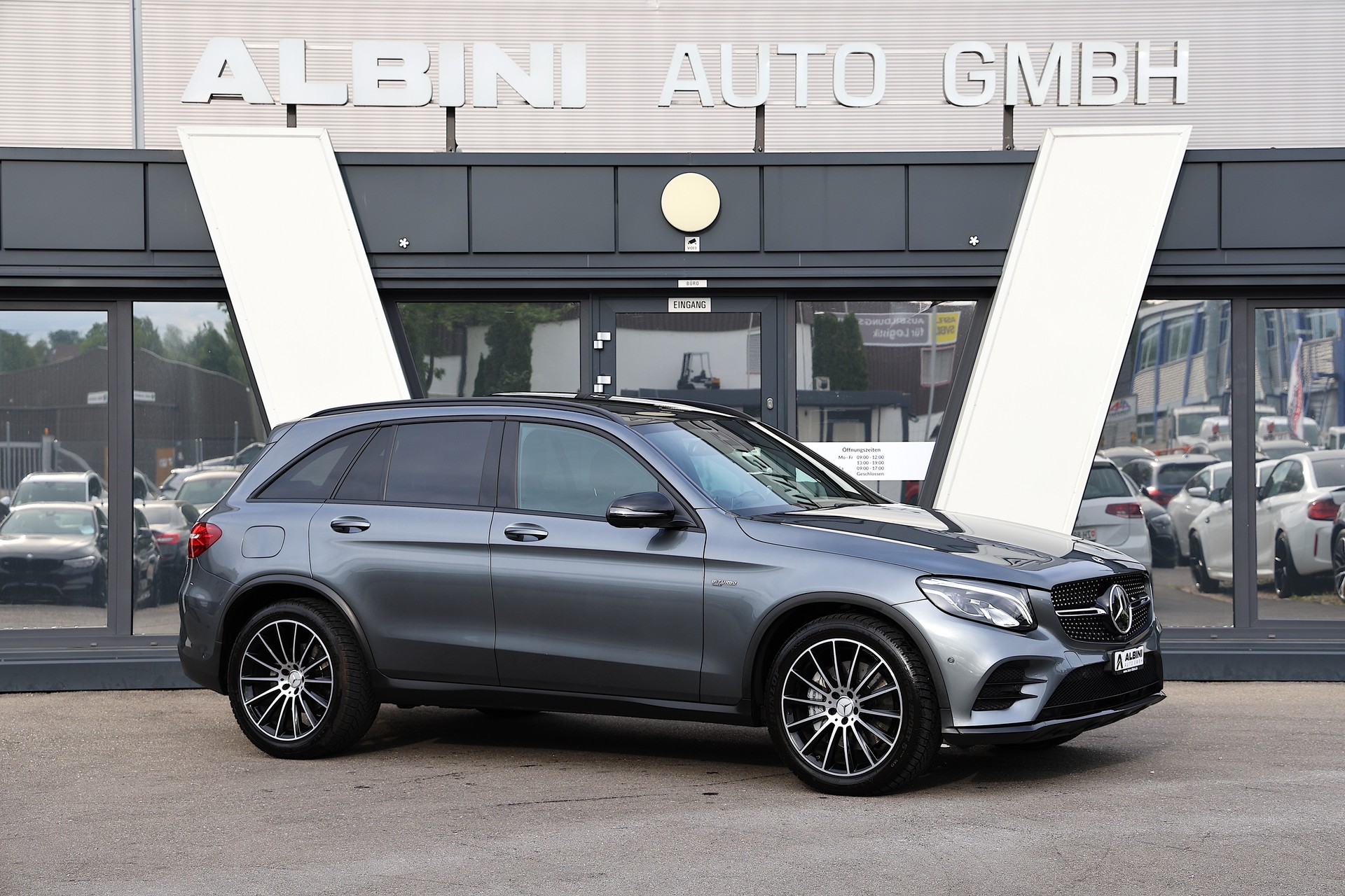 MERCEDES-BENZ GLC 43 AMG 4Matic 9G-Tronic-image-2