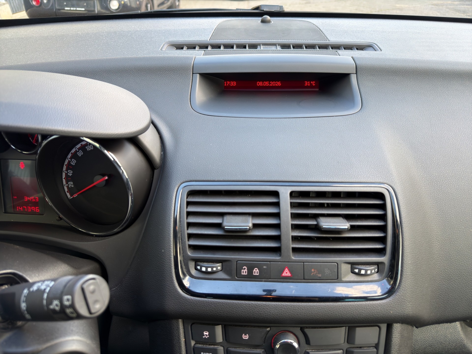 OPEL Meriva 1.4 Turbo Enjoy-image-15