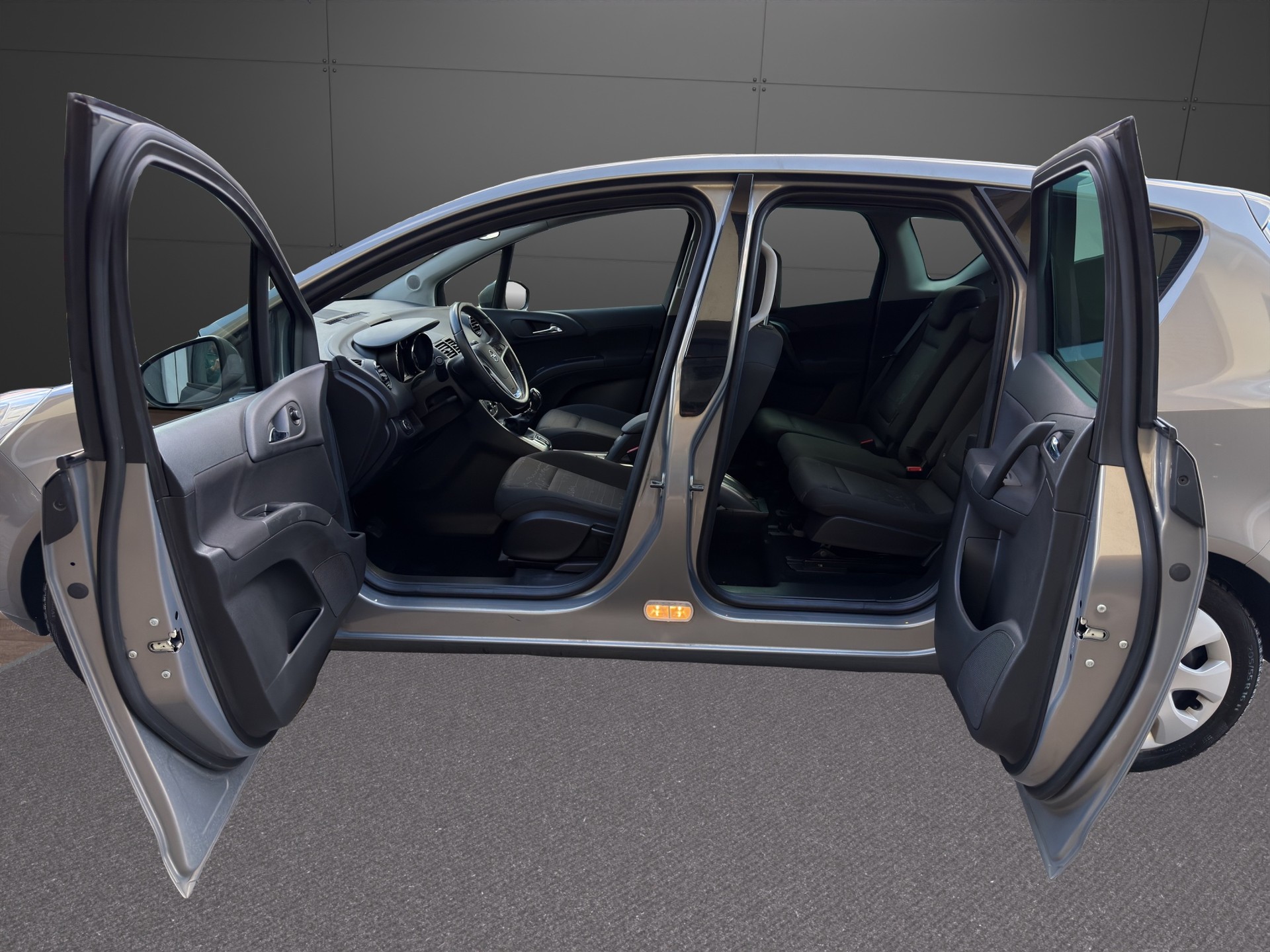 OPEL Meriva 1.4 Turbo Enjoy-image-21