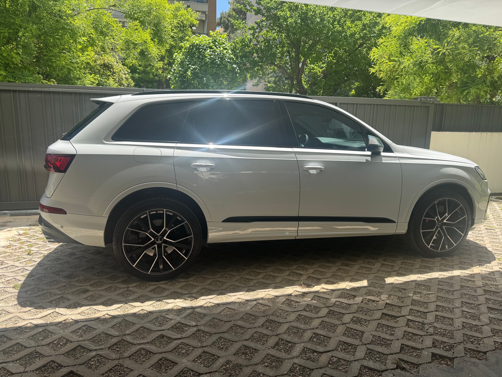 AUDI 4.0 V8 TFSI quattro T-Tronic-image-2